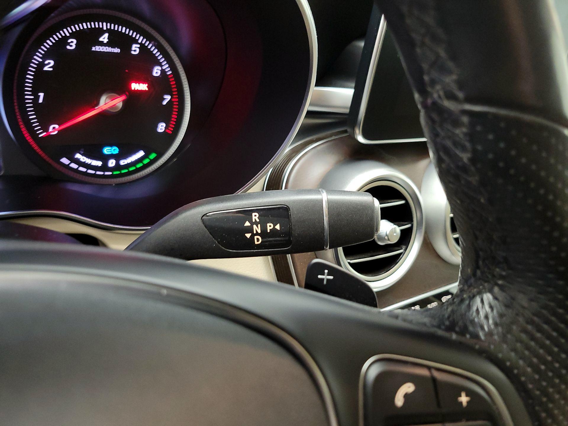 Thumbnail: 2019 Mercedes-Benz GLC - 18