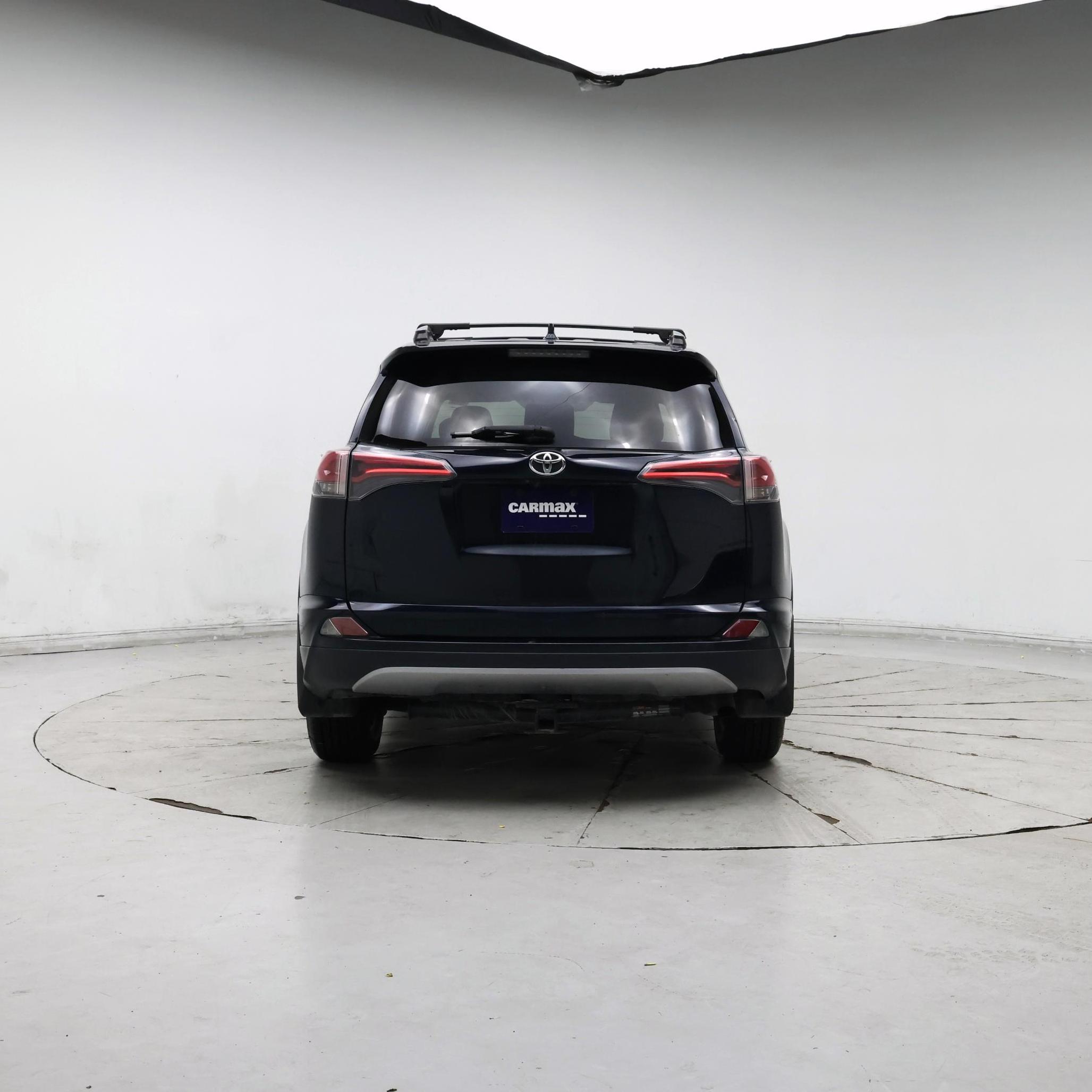 Thumbnail: 2018 Toyota RAV4 - 6