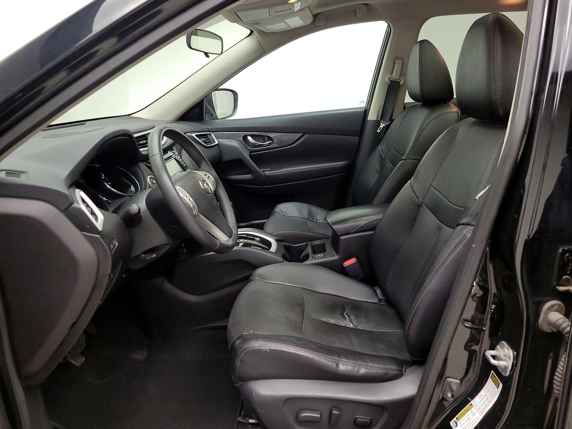 Thumbnail: 2015 Nissan Rogue - 11