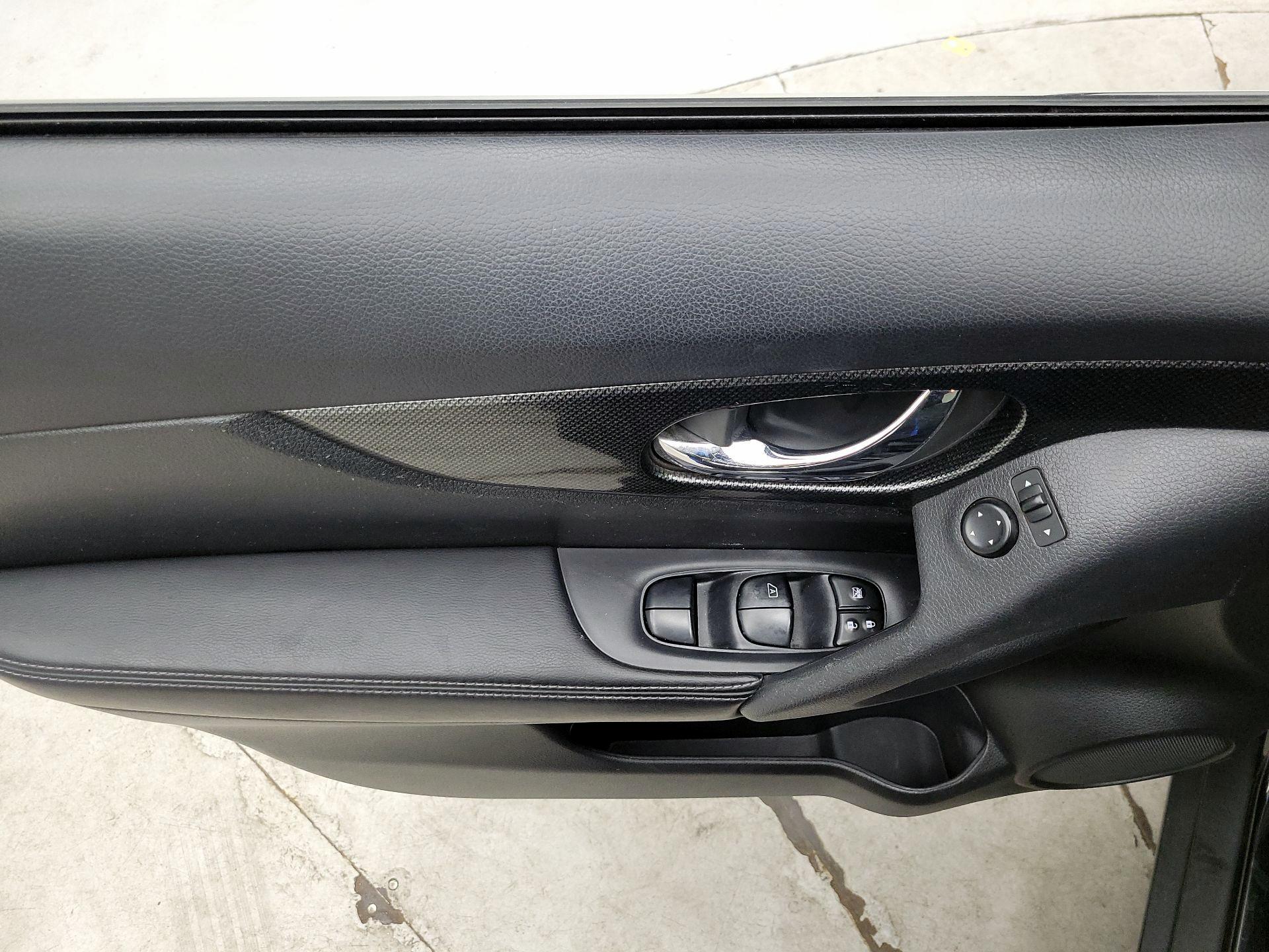 Thumbnail: 2015 Nissan Rogue - 12