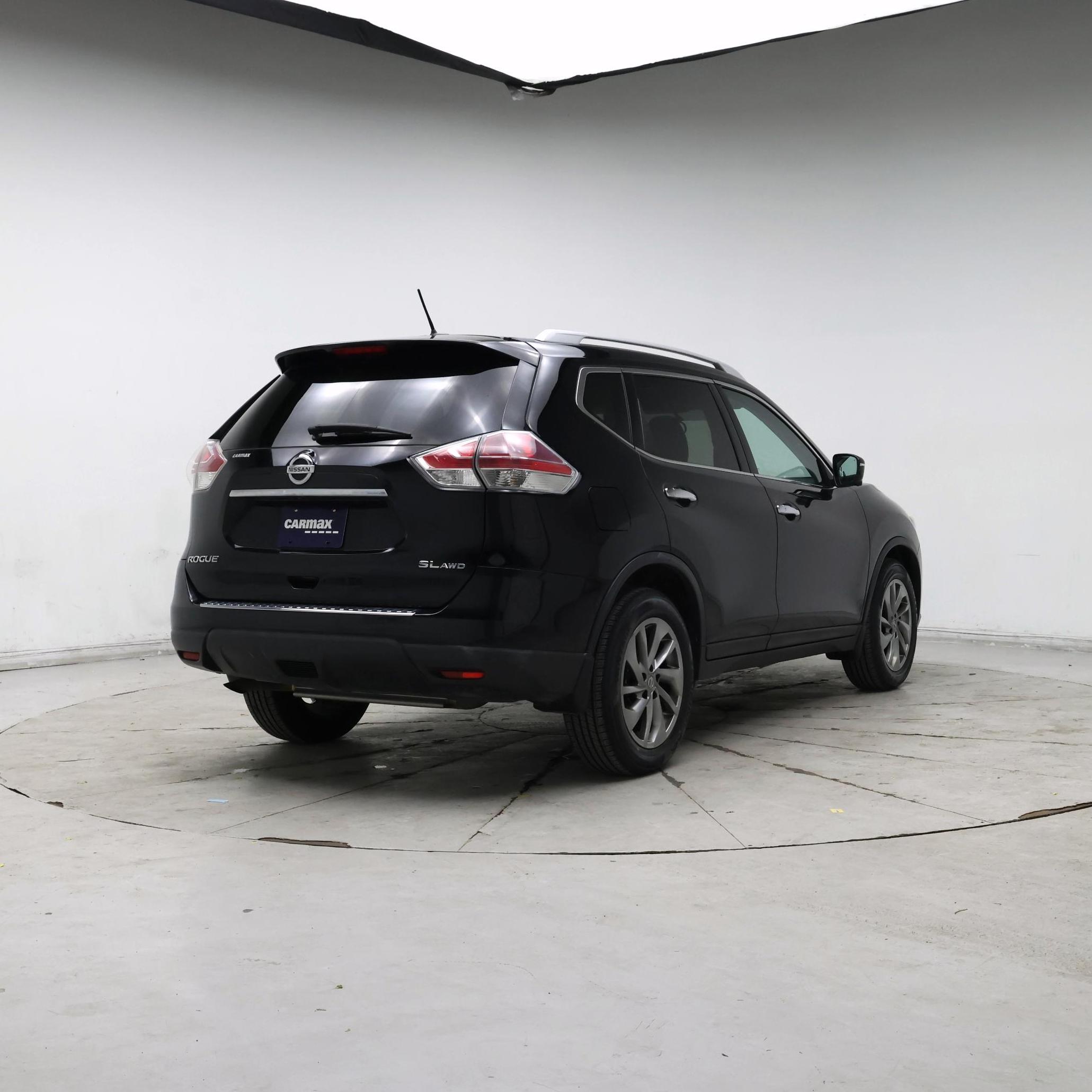 Thumbnail: 2015 Nissan Rogue - 8