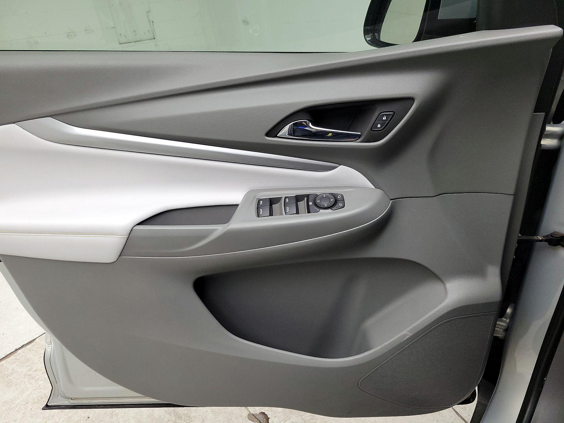 Thumbnail: 2022 Chevrolet Bolt EUV - 12