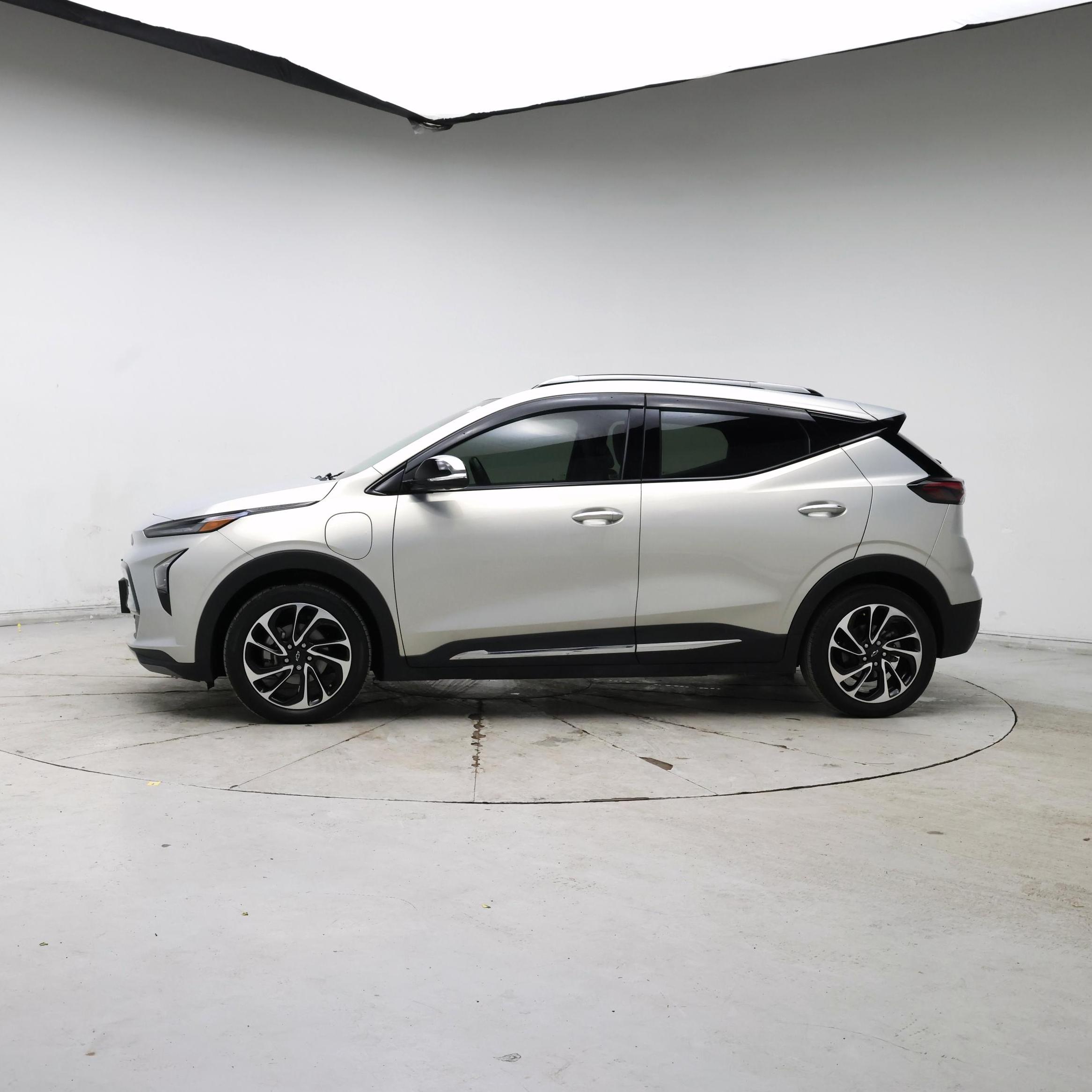 Thumbnail: 2022 Chevrolet Bolt EUV - 3