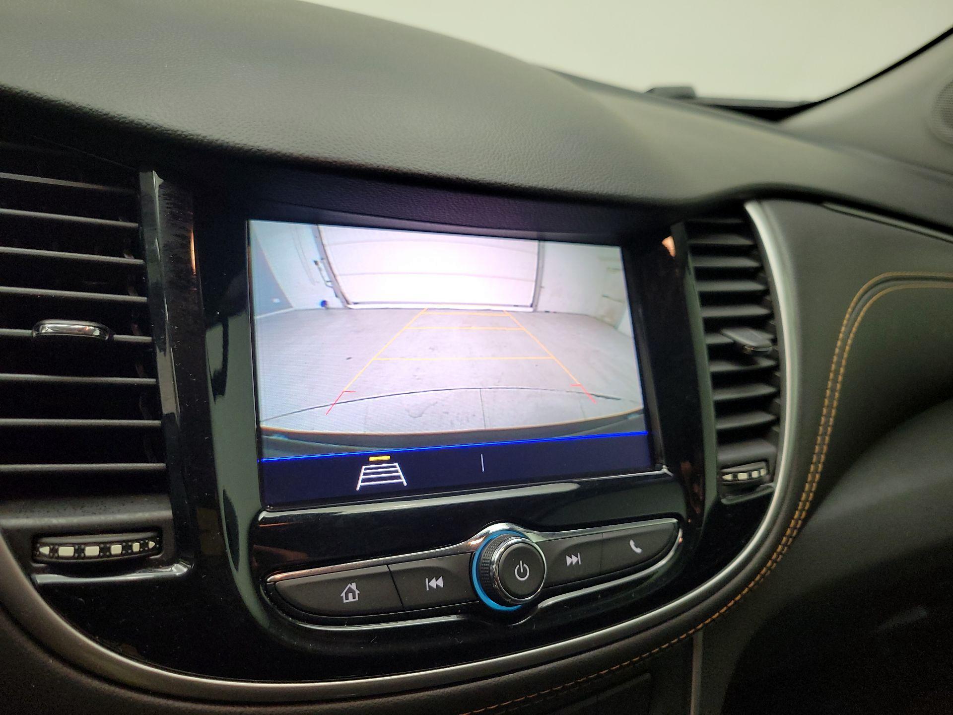 Thumbnail: 2020 Chevrolet Trax - 14