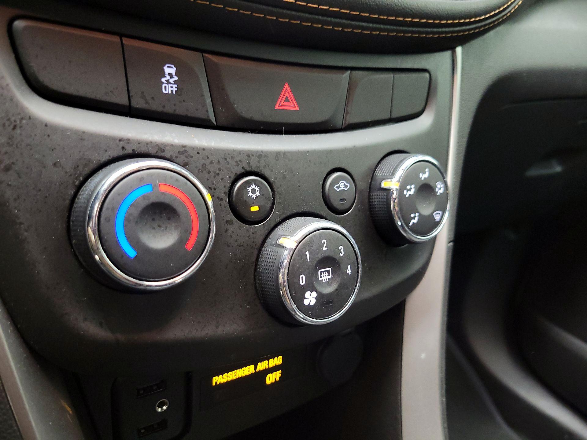 Thumbnail: 2020 Chevrolet Trax - 16