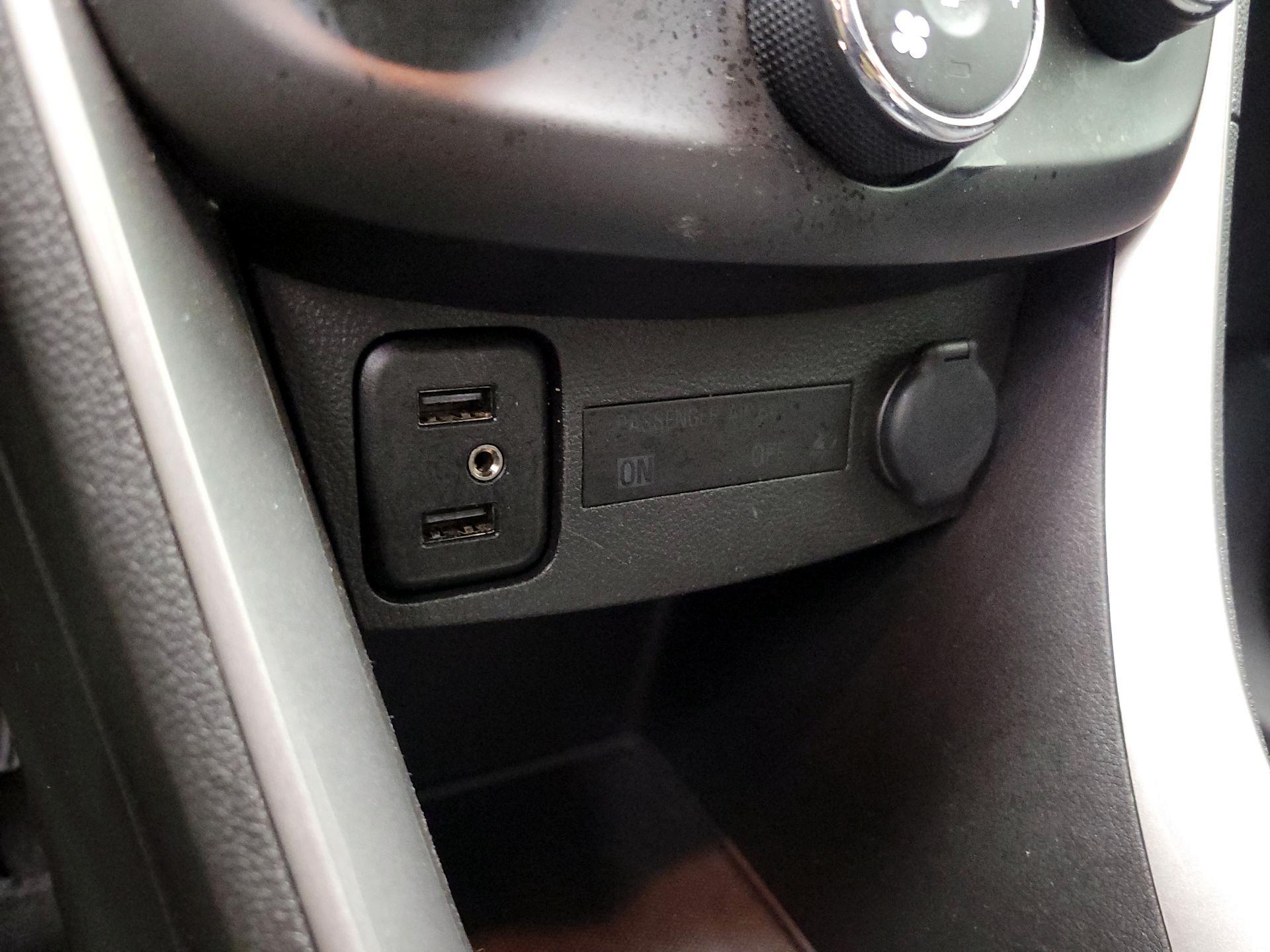 Thumbnail: 2020 Chevrolet Trax - 18