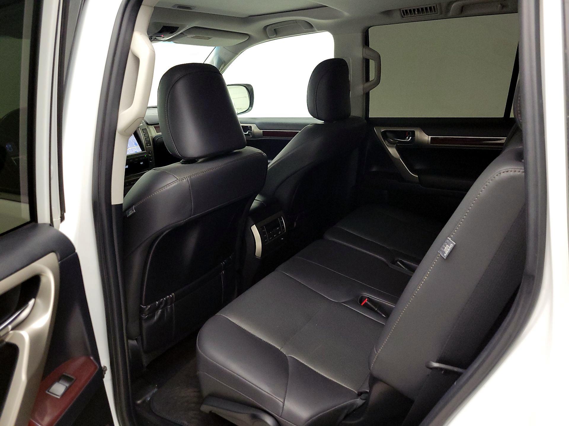 Thumbnail: 2019 Lexus GX - 20