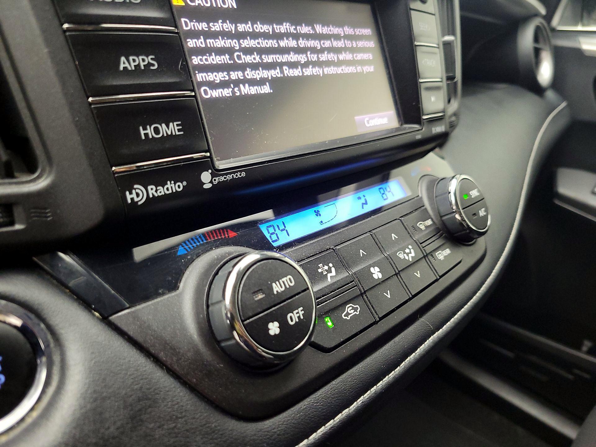 Thumbnail: 2018 Toyota RAV4 - 16