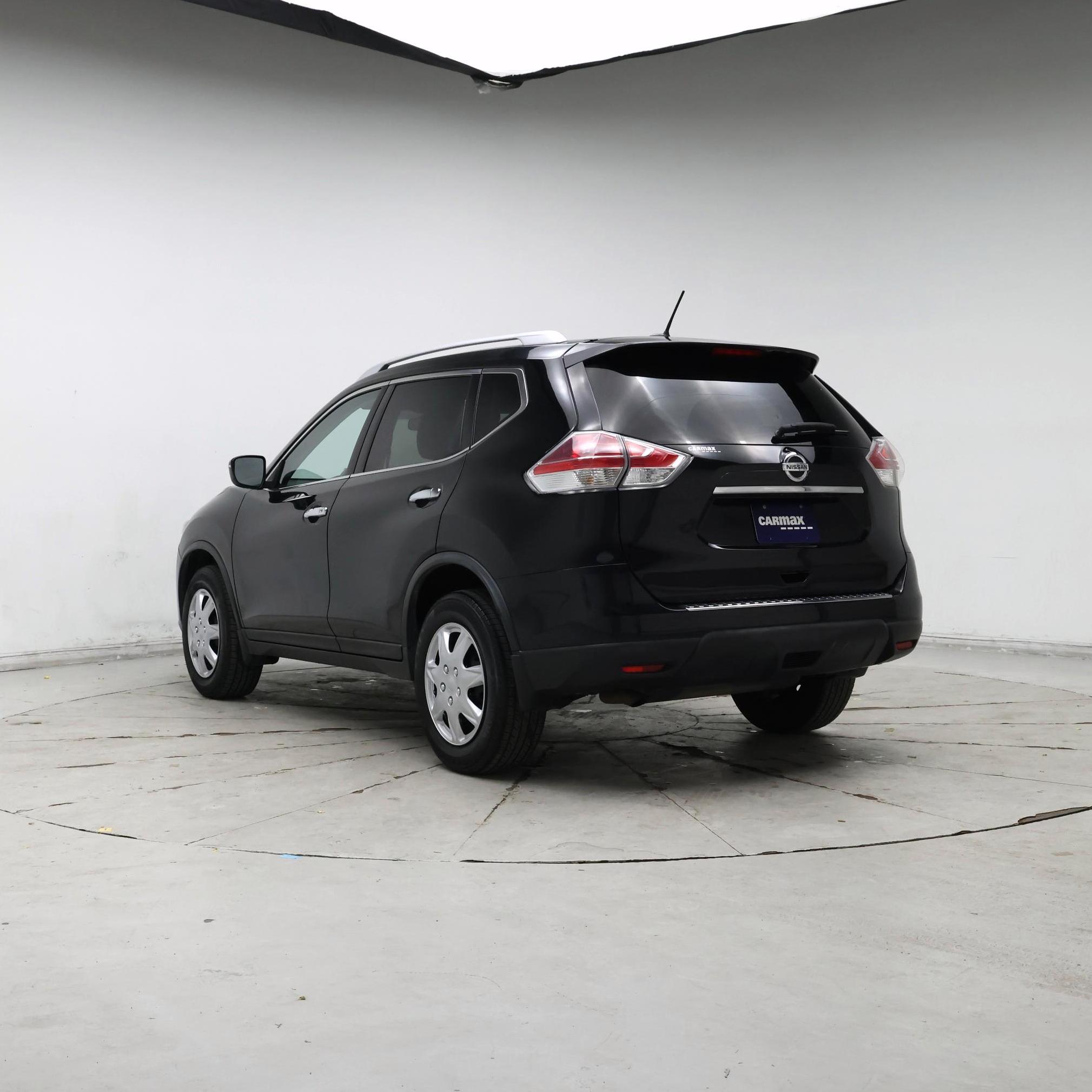 Thumbnail: 2016 Nissan Rogue - 2