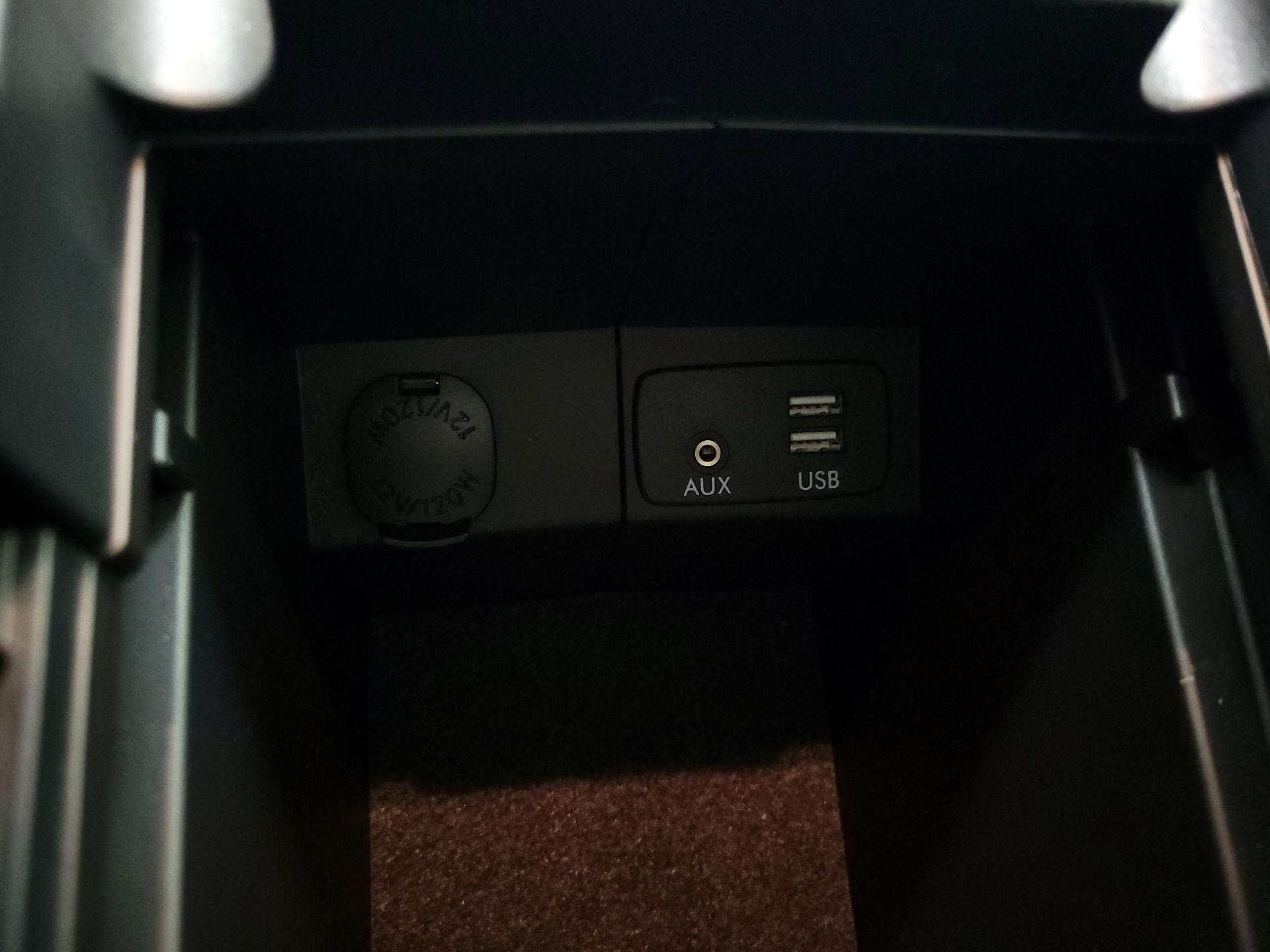 Thumbnail: 2017 Subaru Forester - 18