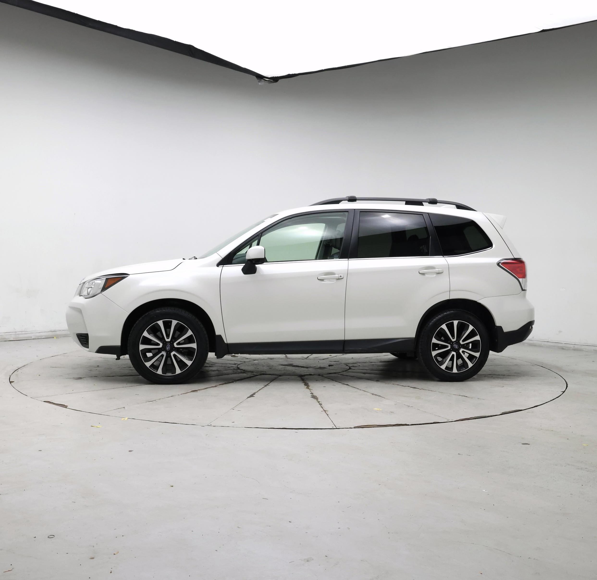 Thumbnail: 2017 Subaru Forester - 3