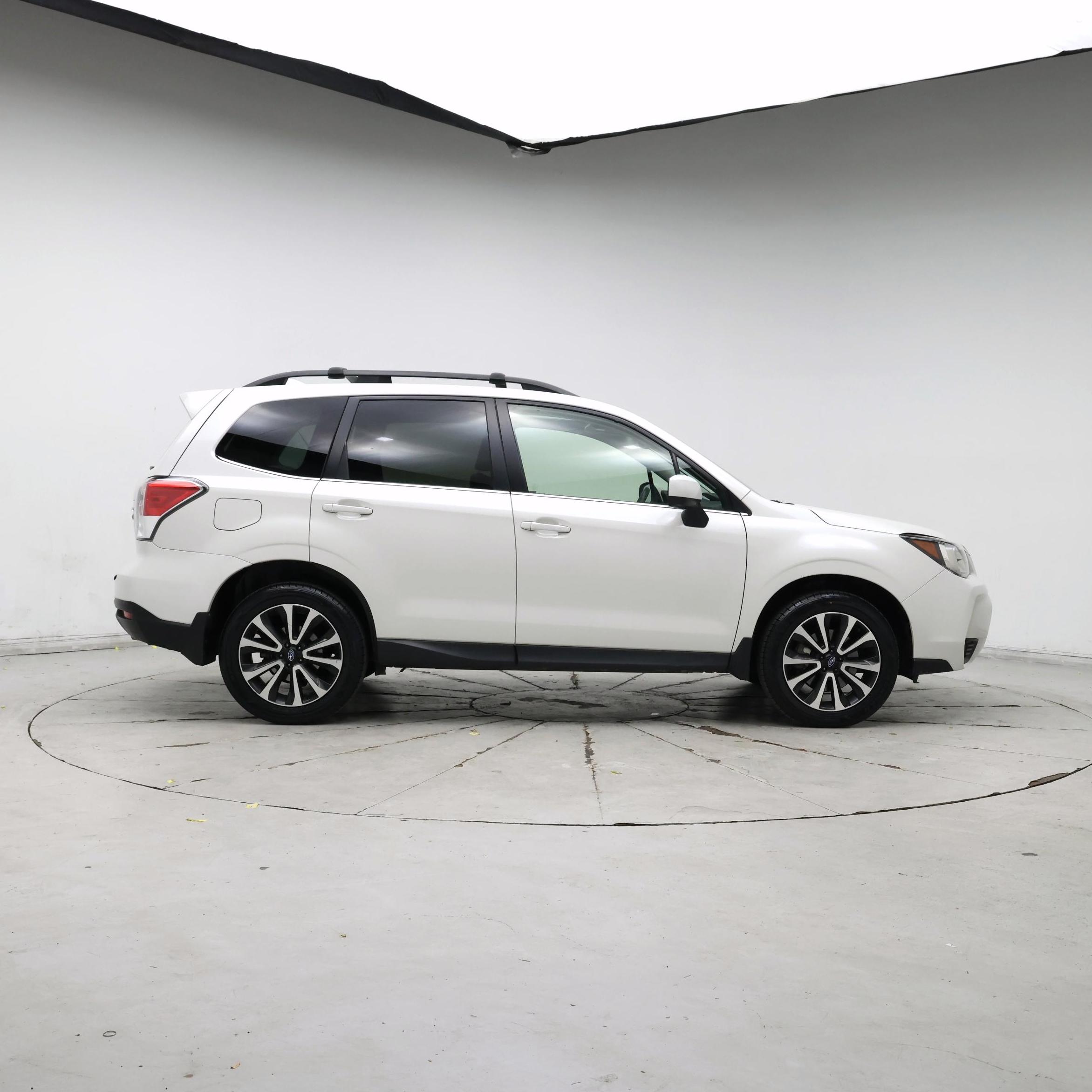 Thumbnail: 2017 Subaru Forester - 7