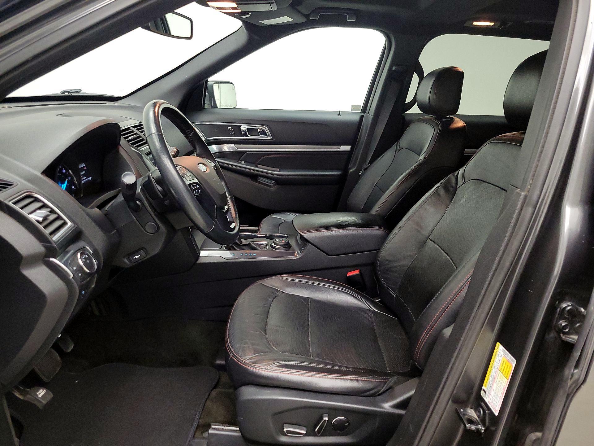 Thumbnail: 2017 Ford Explorer - 11