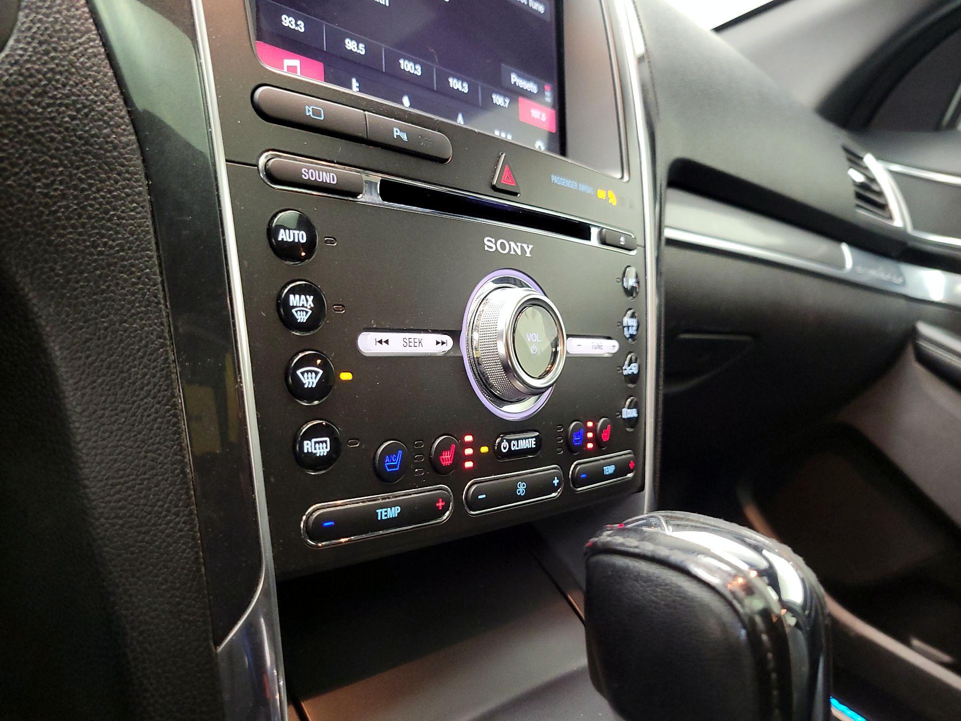 Thumbnail: 2017 Ford Explorer - 17