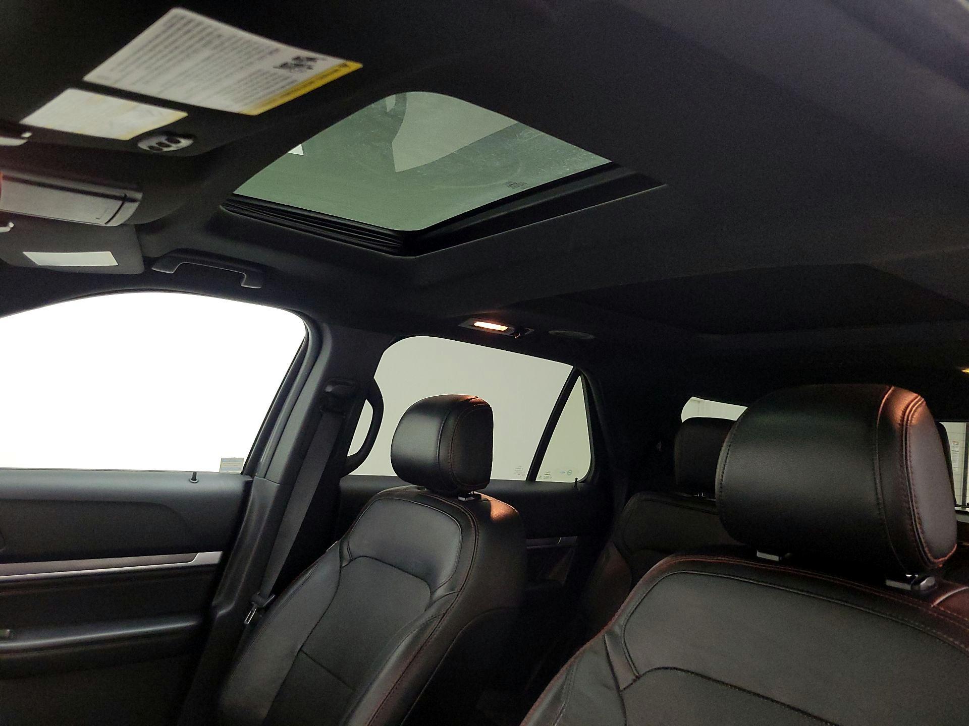 Thumbnail: 2017 Ford Explorer - 20