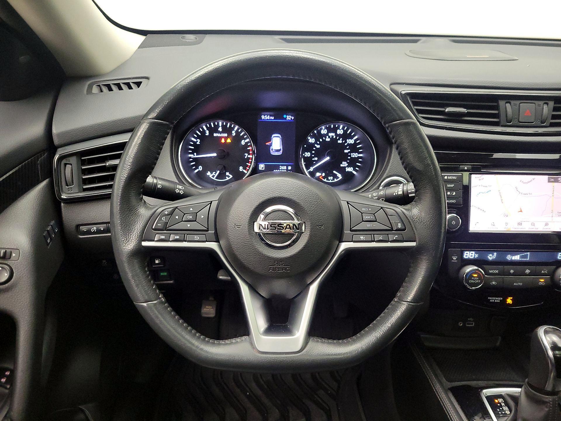 Thumbnail: 2018 Nissan Rogue - 10