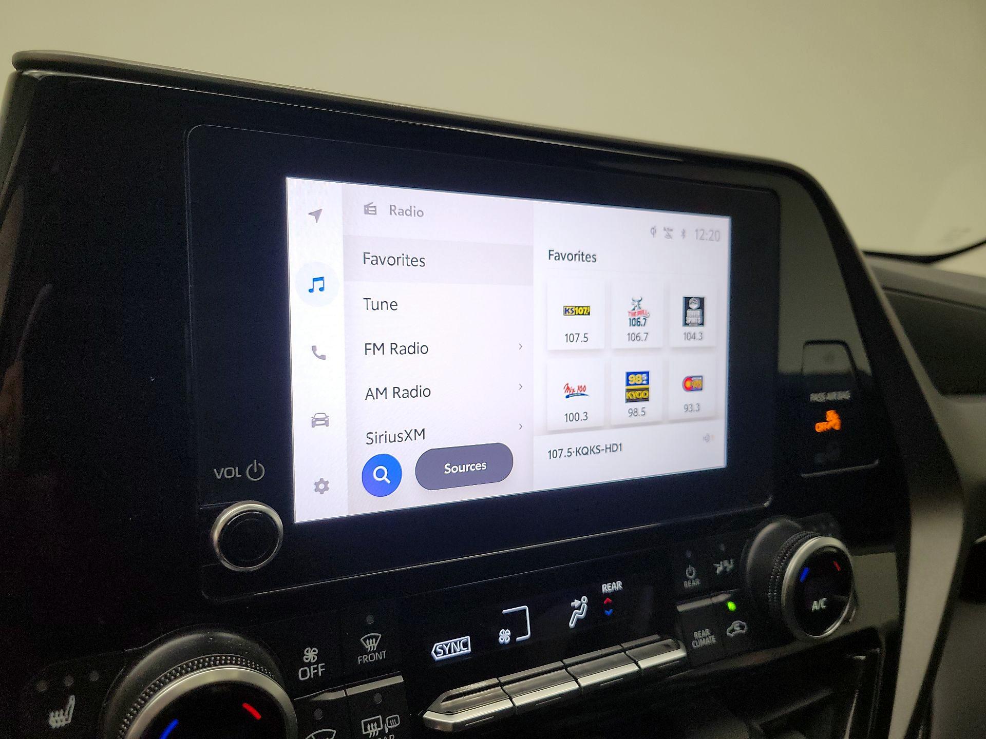 Thumbnail: 2024 Toyota Highlander - 15