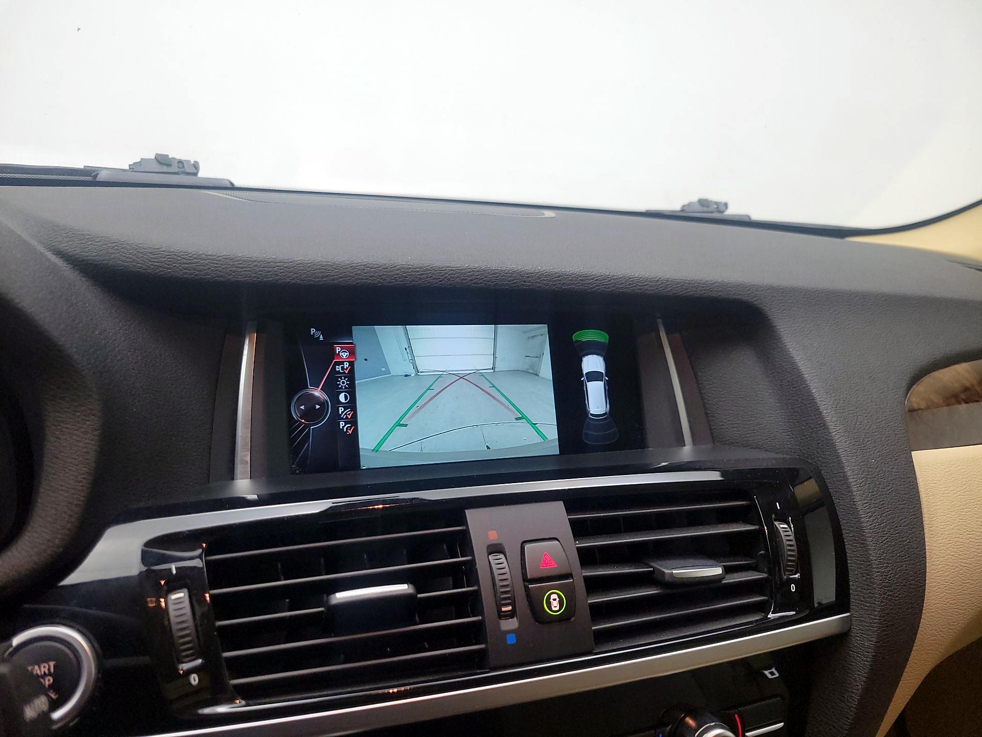 Thumbnail: 2016 BMW X3 - 15