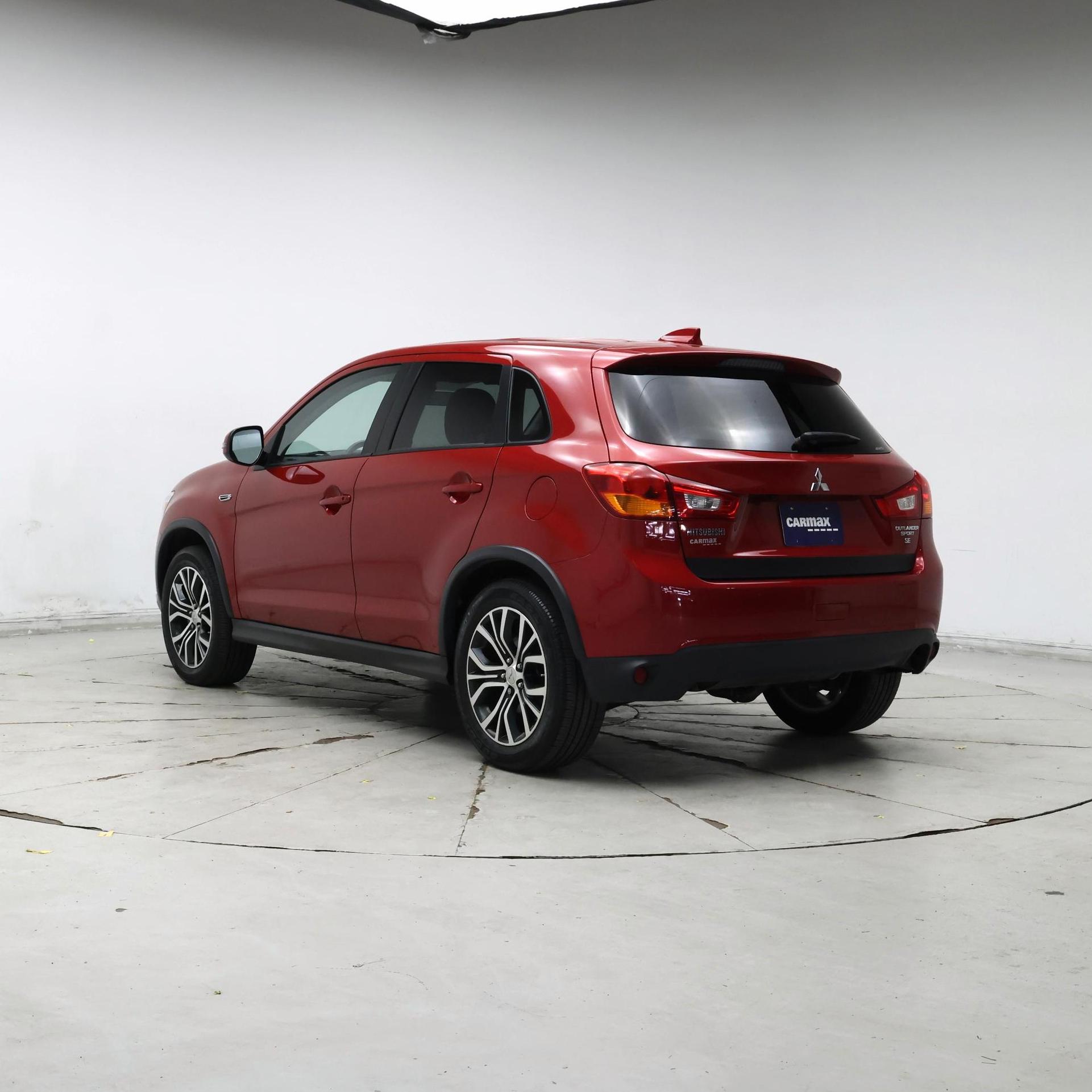 Thumbnail: 2017 Mitsubishi Outlander Sport - 2