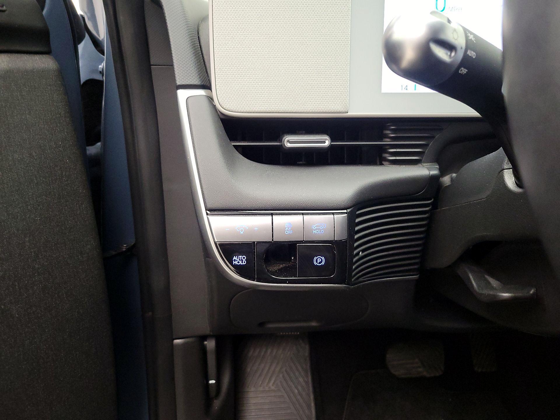 Thumbnail: 2023 Hyundai Ioniq 5 - 13