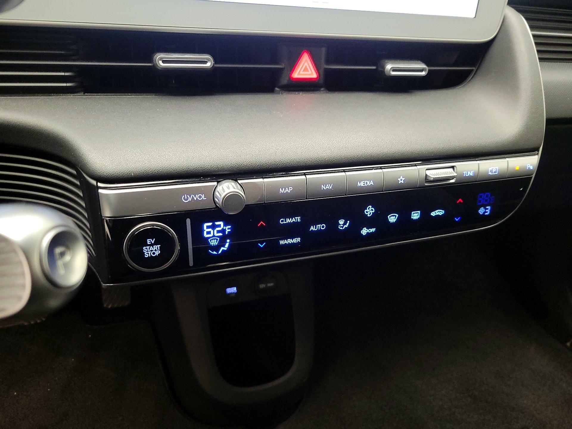 Thumbnail: 2023 Hyundai Ioniq 5 - 17