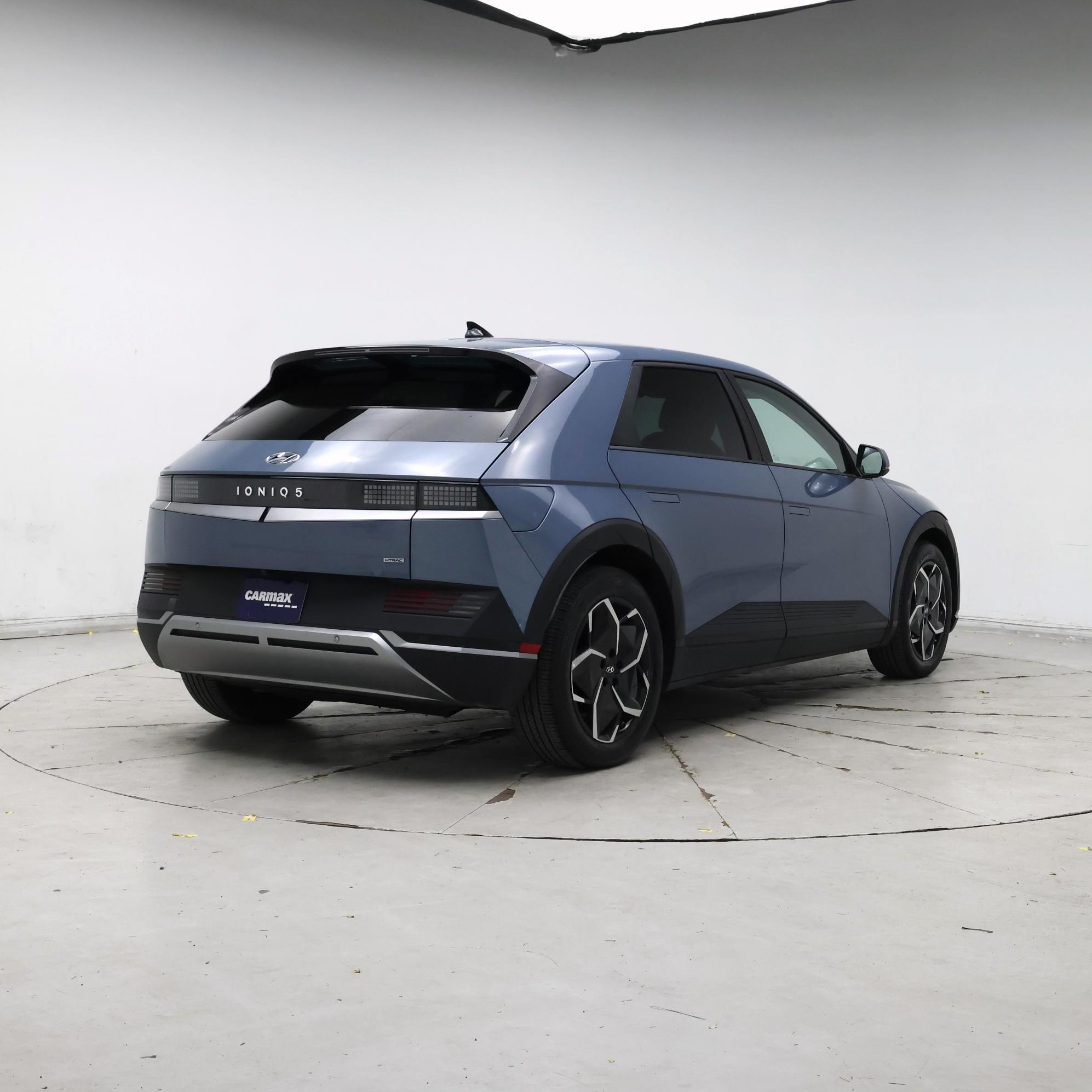 Thumbnail: 2023 Hyundai Ioniq 5 - 8