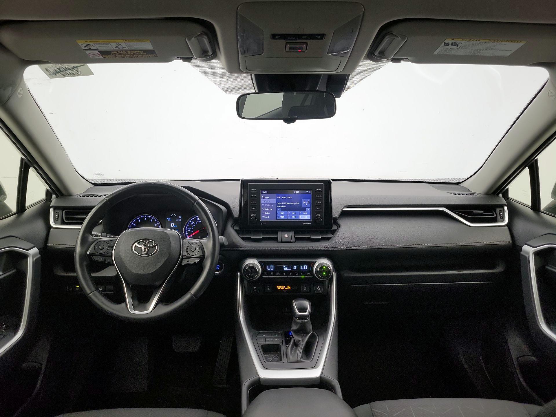 Thumbnail: 2020 Toyota RAV4 - 9