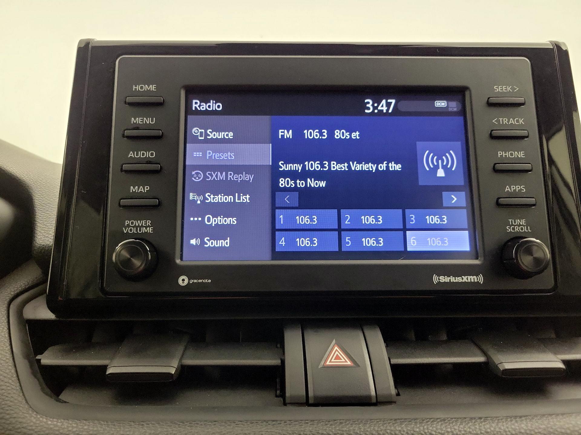 Thumbnail: 2020 Toyota RAV4 - 15