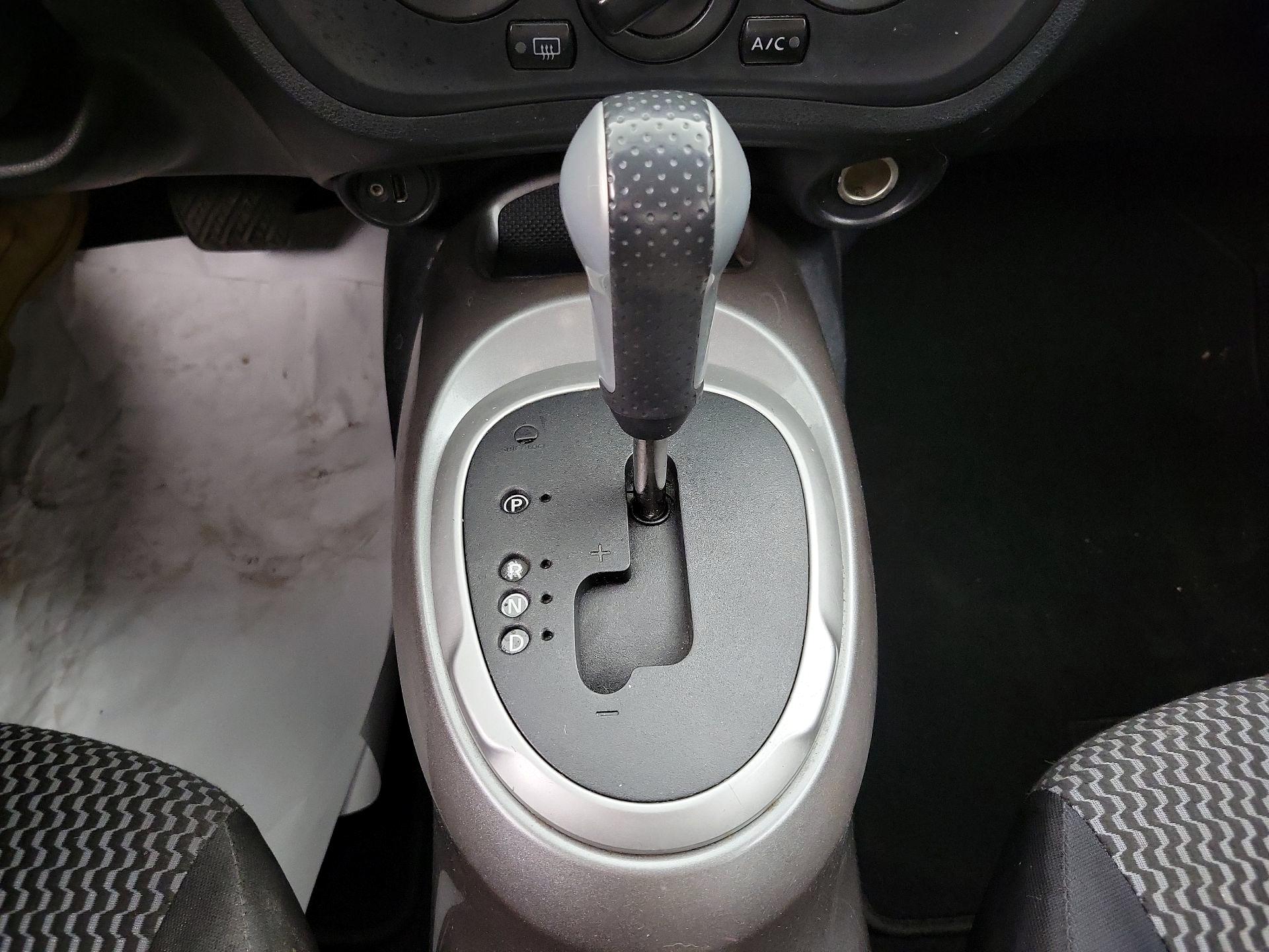 Thumbnail: 2015 Nissan Juke - 17