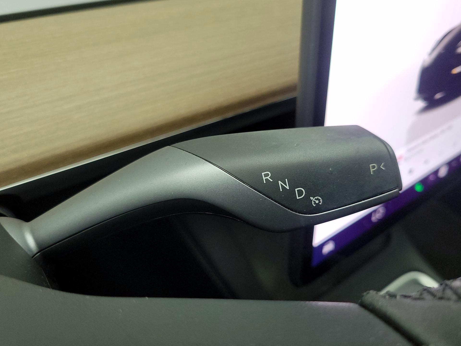 Thumbnail: 2023 Tesla Model 3 - 17