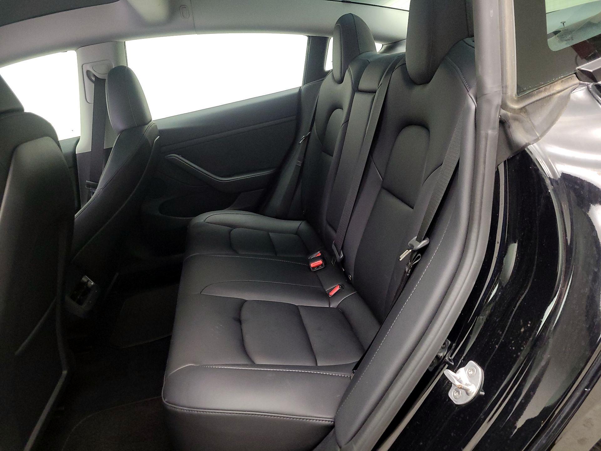 Thumbnail: 2023 Tesla Model 3 - 20