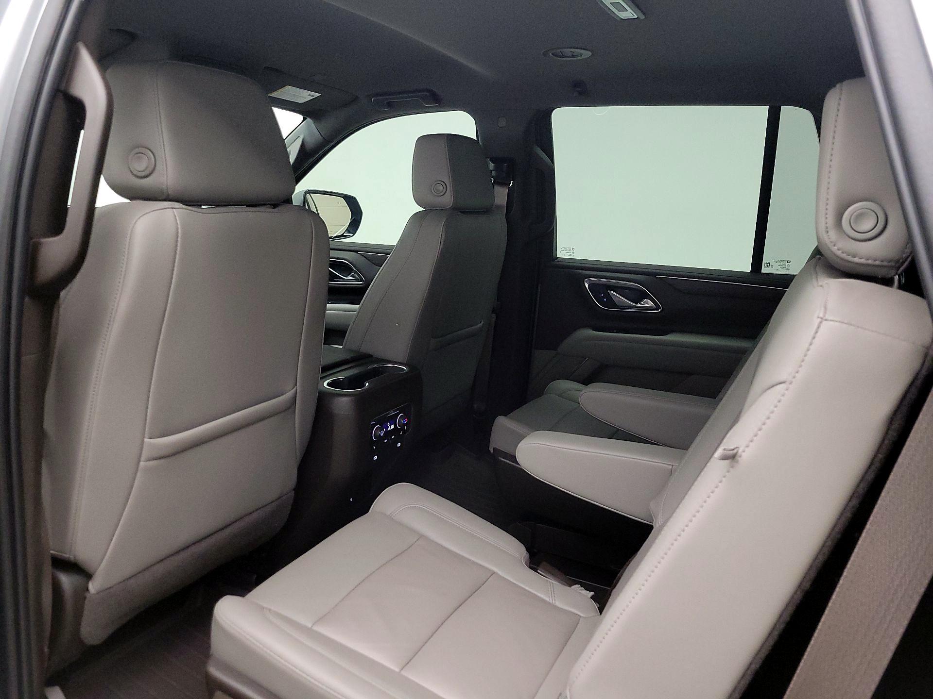 Thumbnail: 2023 Chevrolet Tahoe - 20