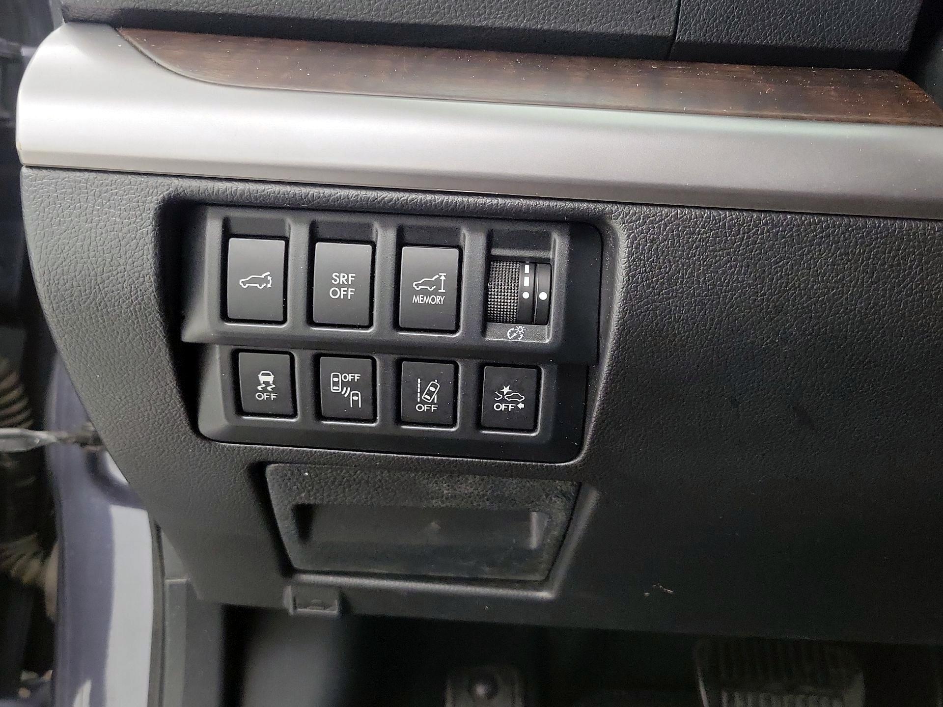 Thumbnail: 2015 Subaru Outback - 13