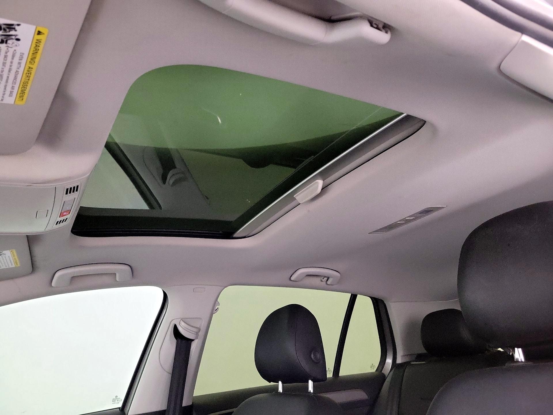 Thumbnail: 2017 Volkswagen Golf - 19