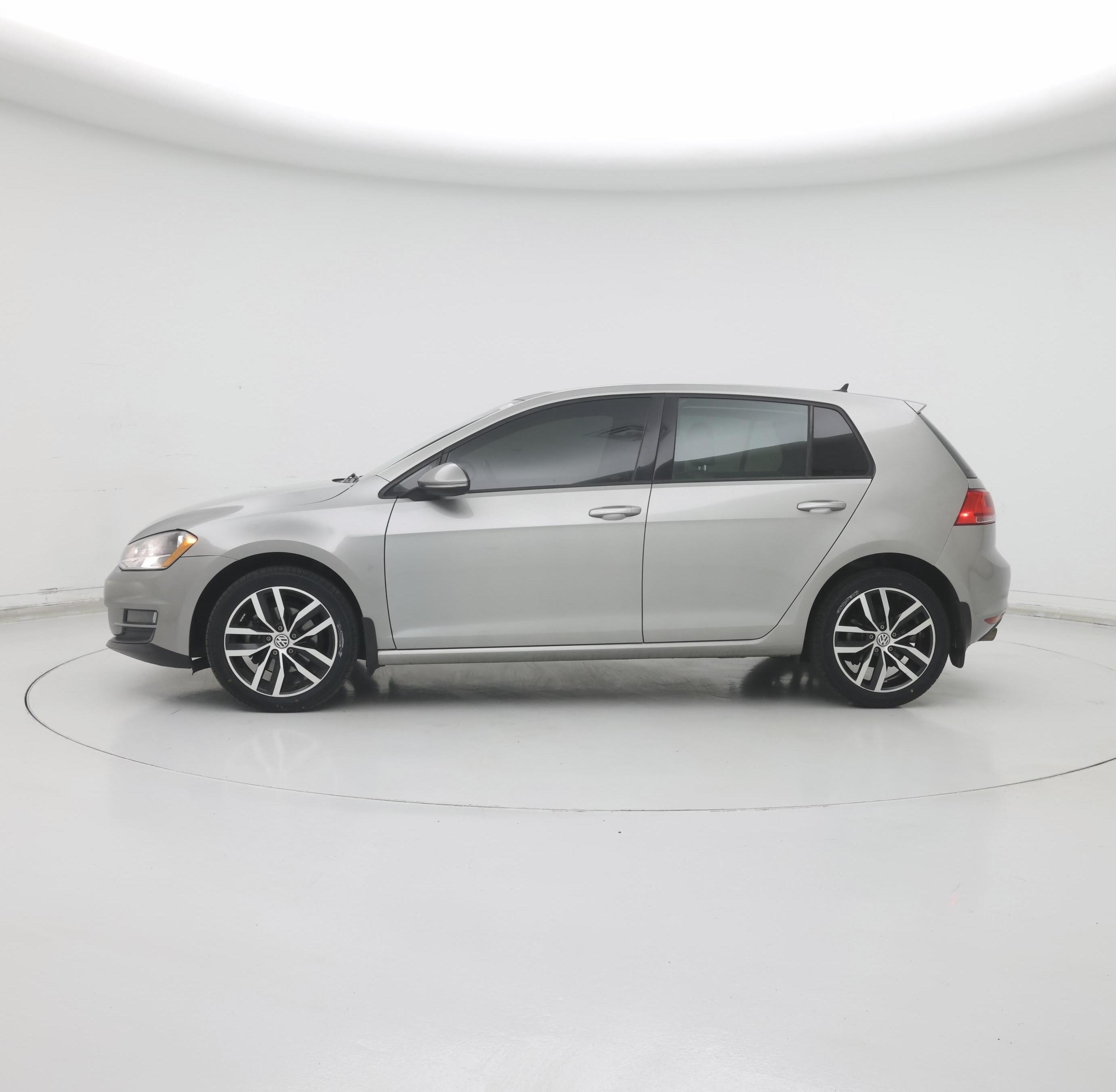 Thumbnail: 2017 Volkswagen Golf - 3
