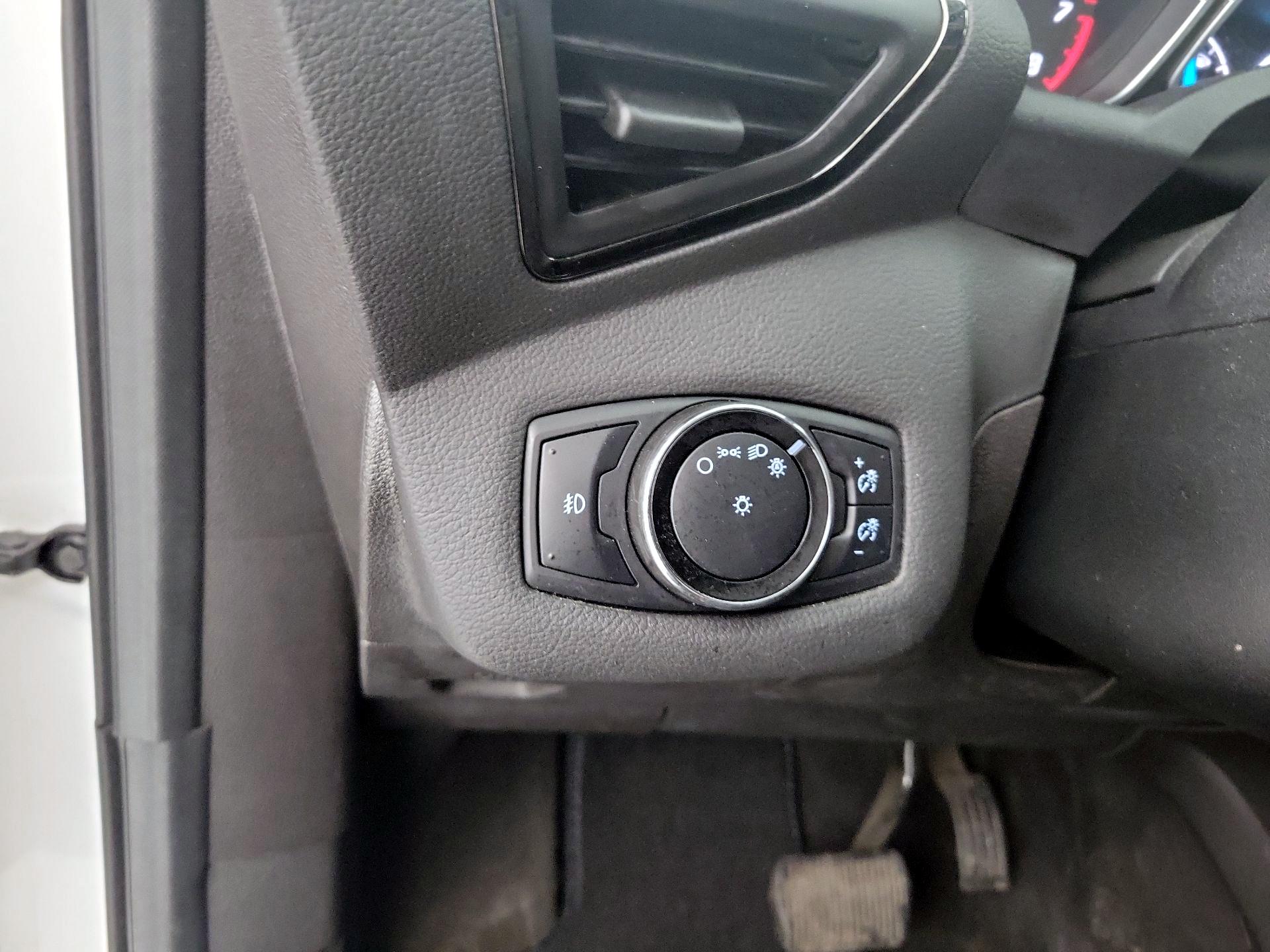 Thumbnail: 2014 Ford Escape - 13