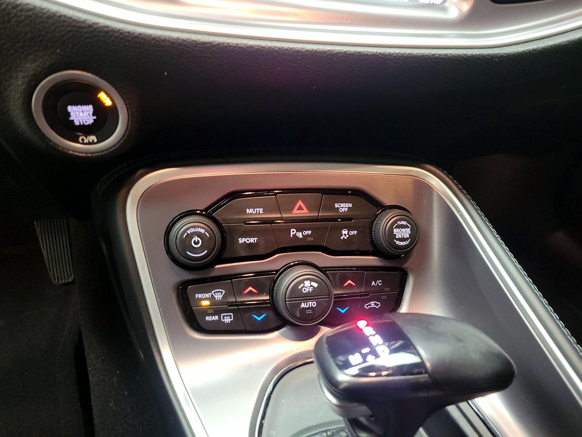 Thumbnail: 2021 Dodge Challenger - 17