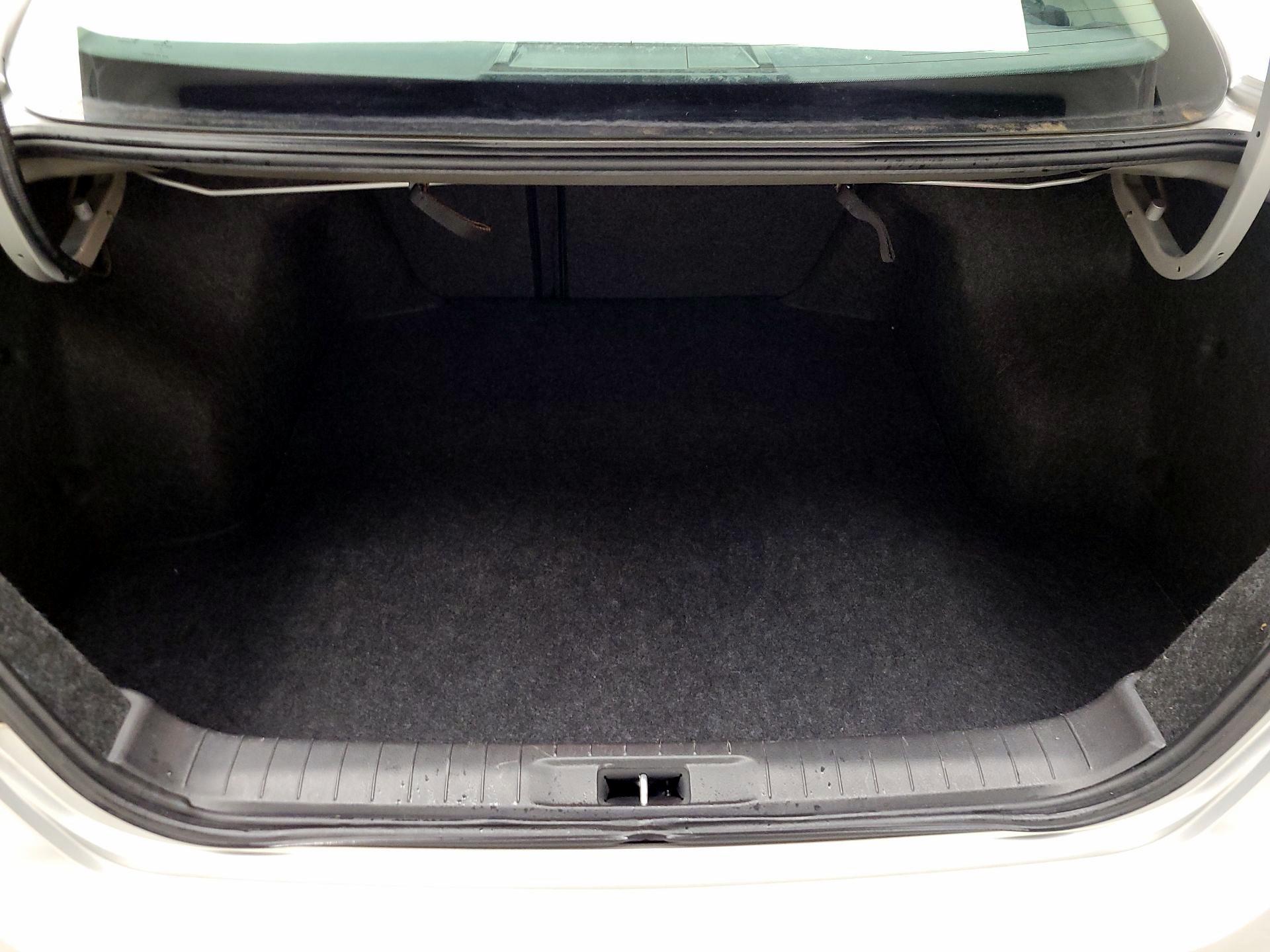 Thumbnail: 2016 Nissan Altima - 20