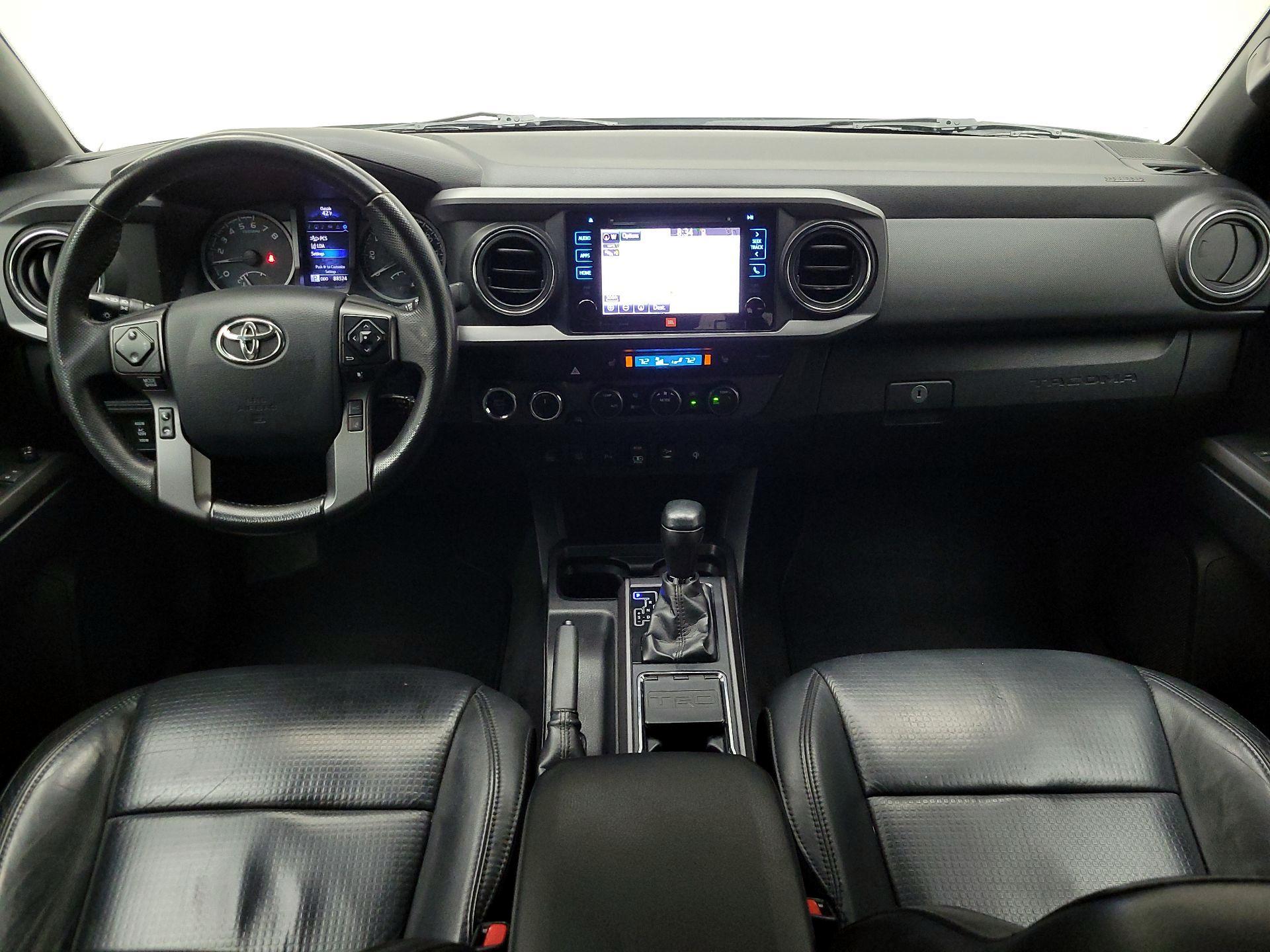 Thumbnail: 2019 Toyota Tacoma - 9