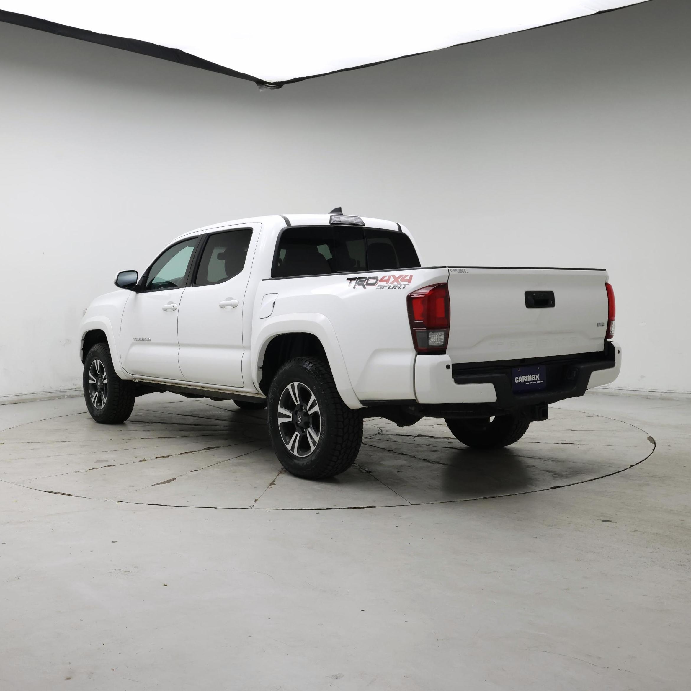 Thumbnail: 2019 Toyota Tacoma - 2