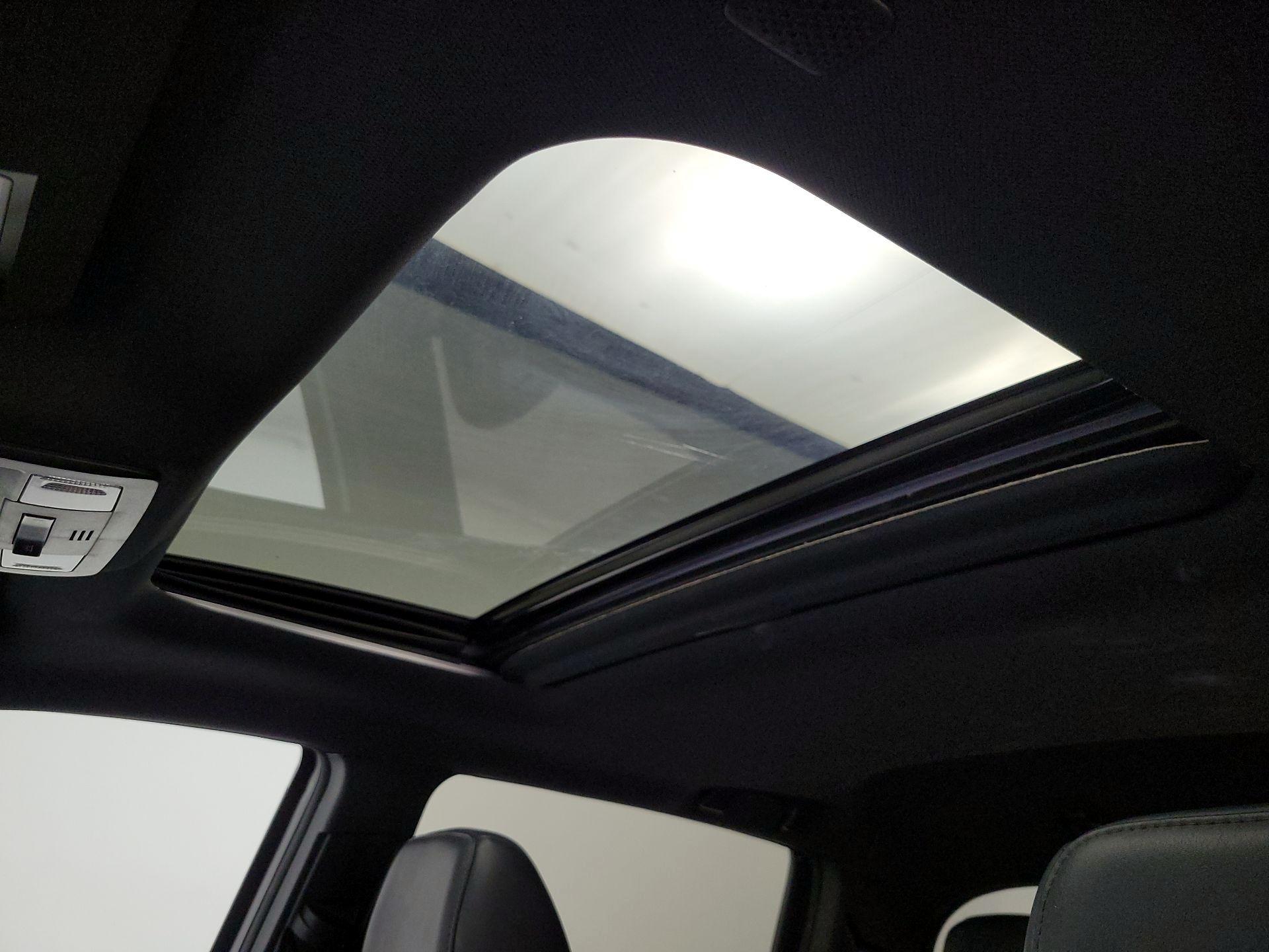 Thumbnail: 2019 Toyota Tacoma - 20