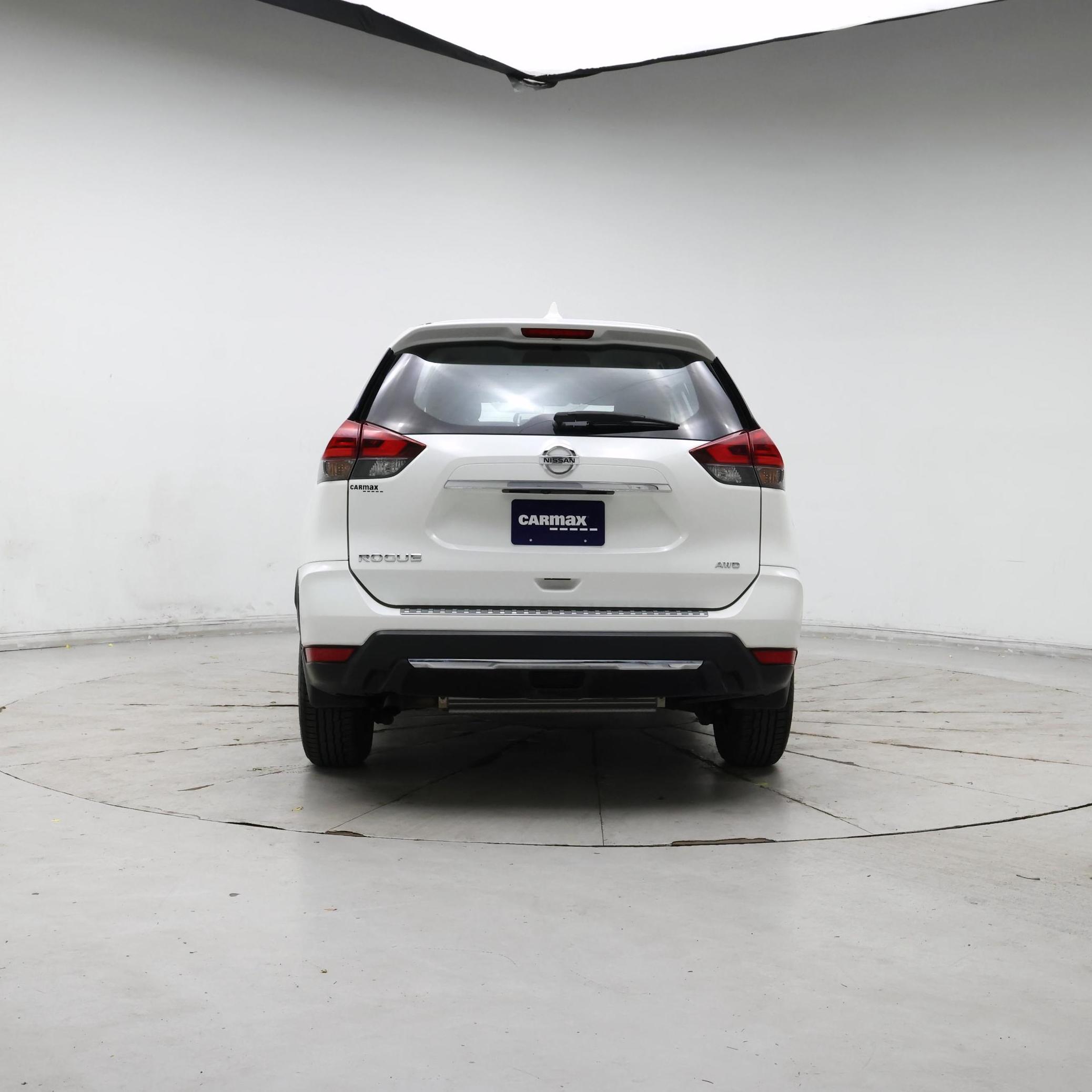 Thumbnail: 2017 Nissan Rogue - 6