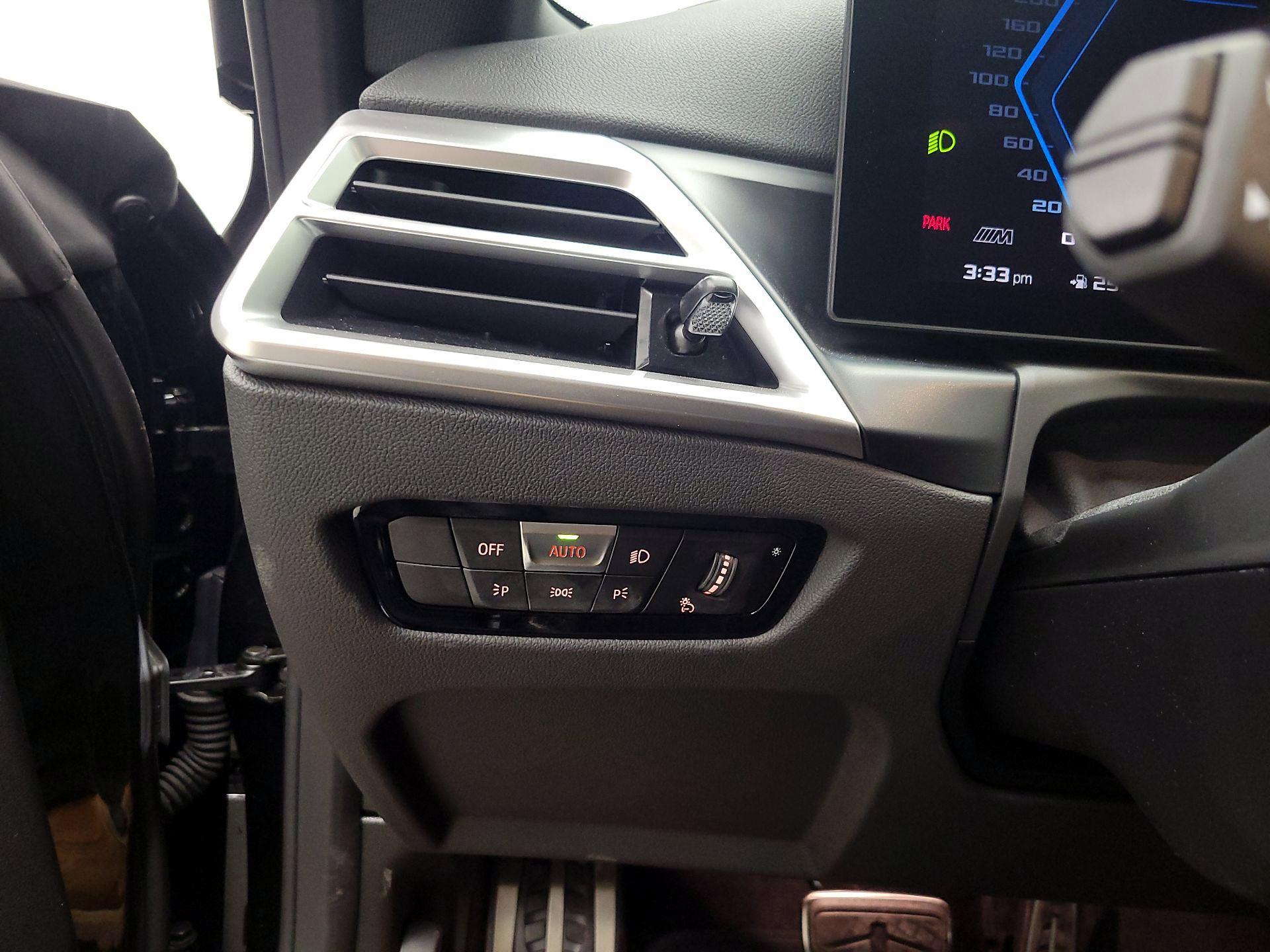 Thumbnail: 2025 BMW M2 - 13