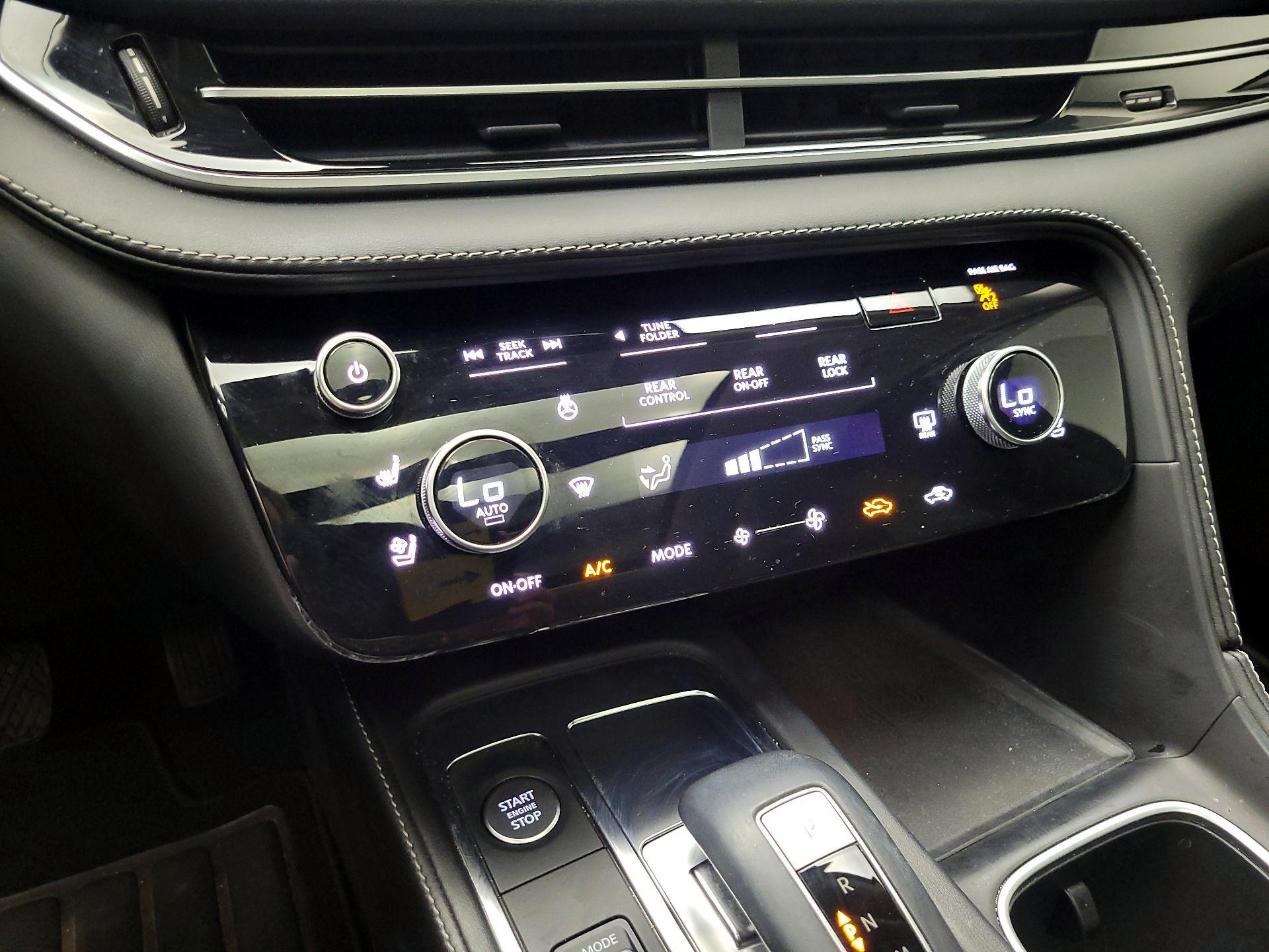 Thumbnail: 2023 INFINITI QX60 - 16