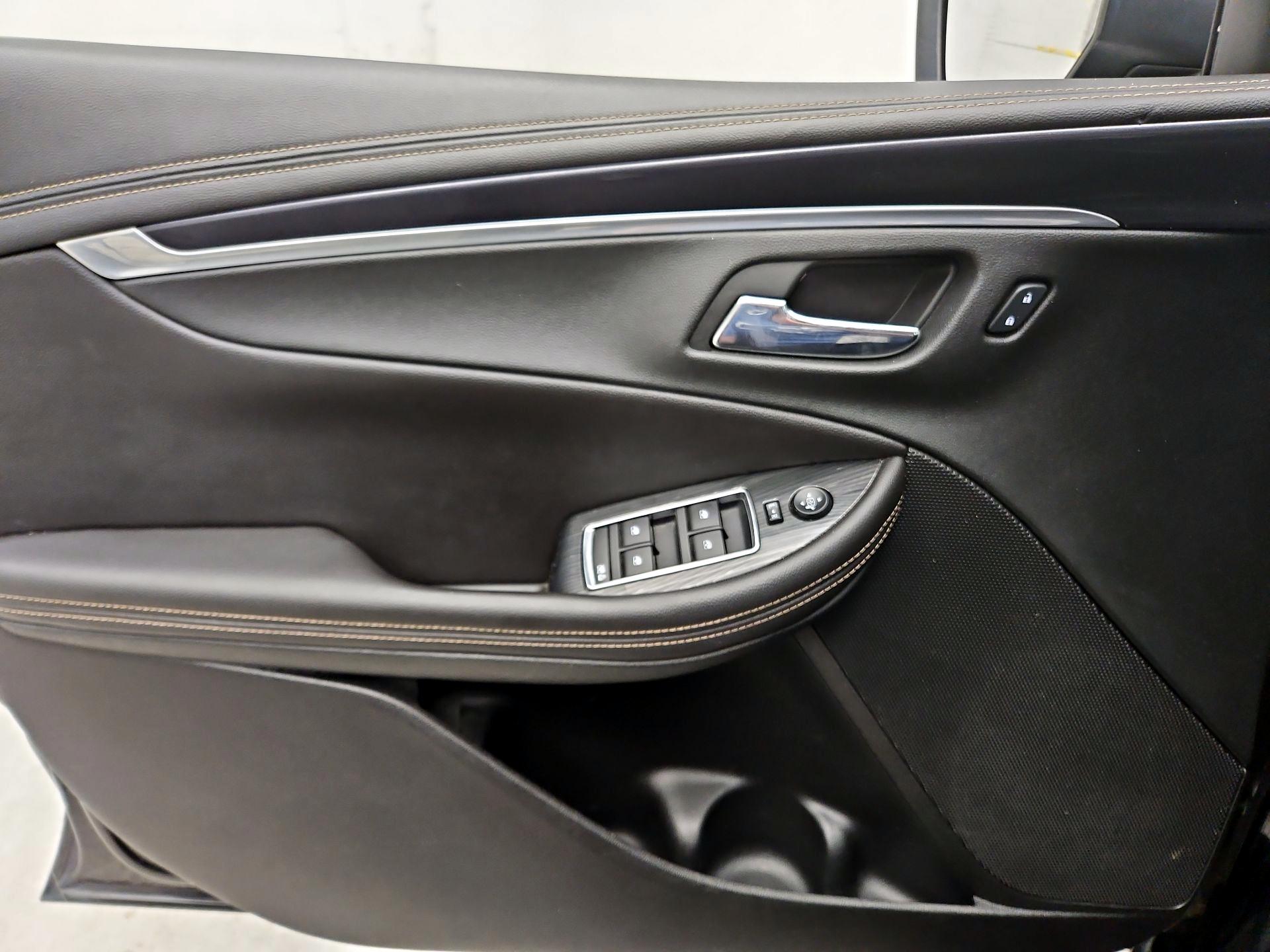 Thumbnail: 2017 Chevrolet Impala - 12