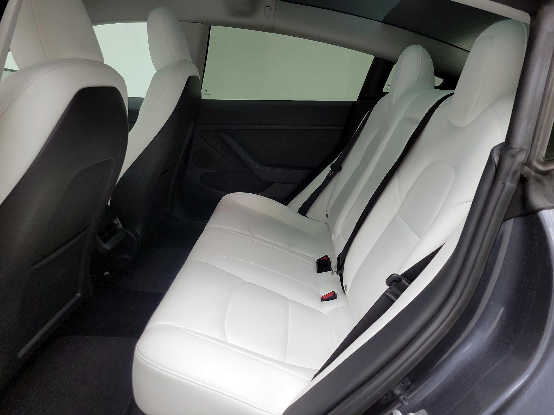 Thumbnail: 2023 Tesla Model 3 - 18