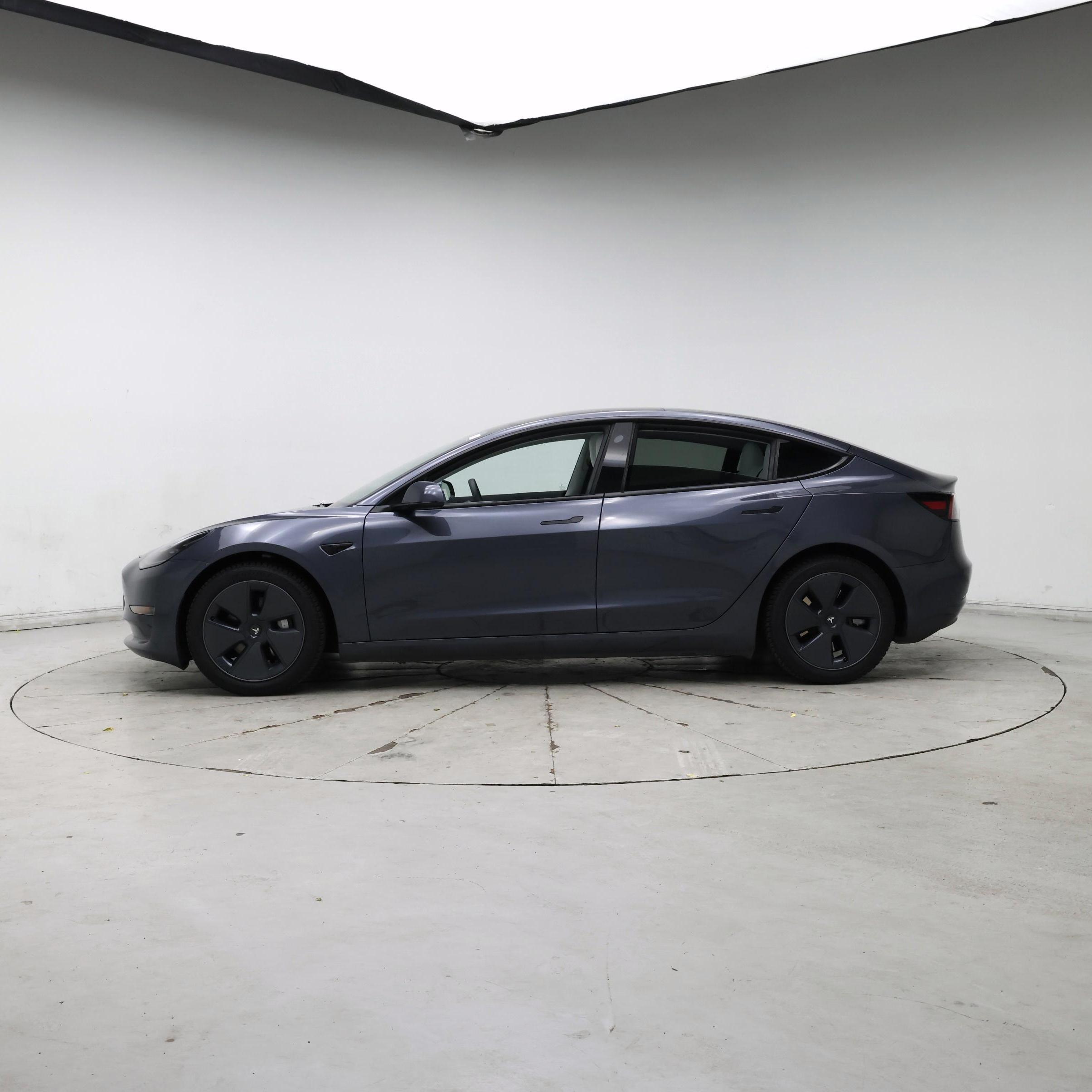 Thumbnail: 2023 Tesla Model 3 - 3