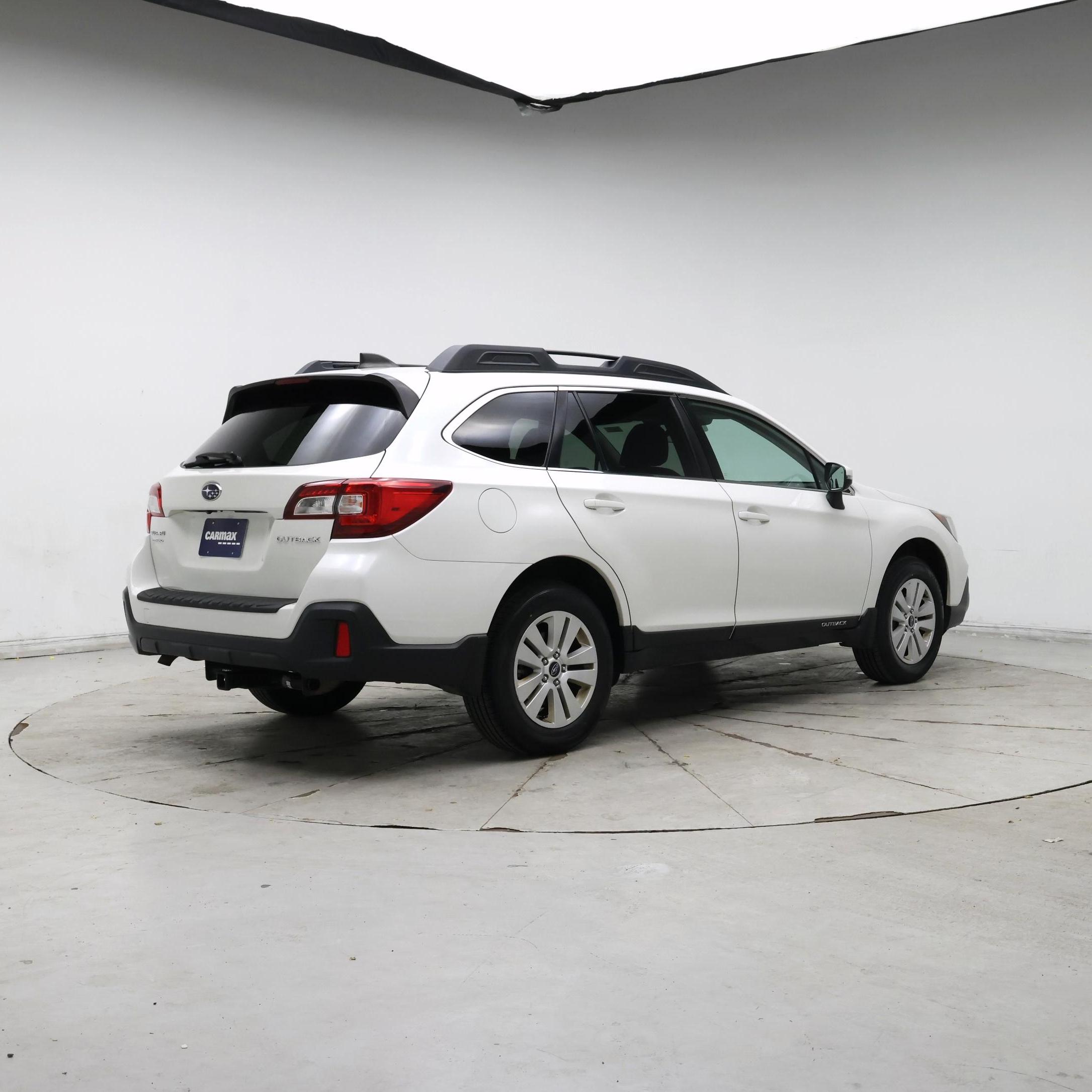 Thumbnail: 2018 Subaru Outback - 8