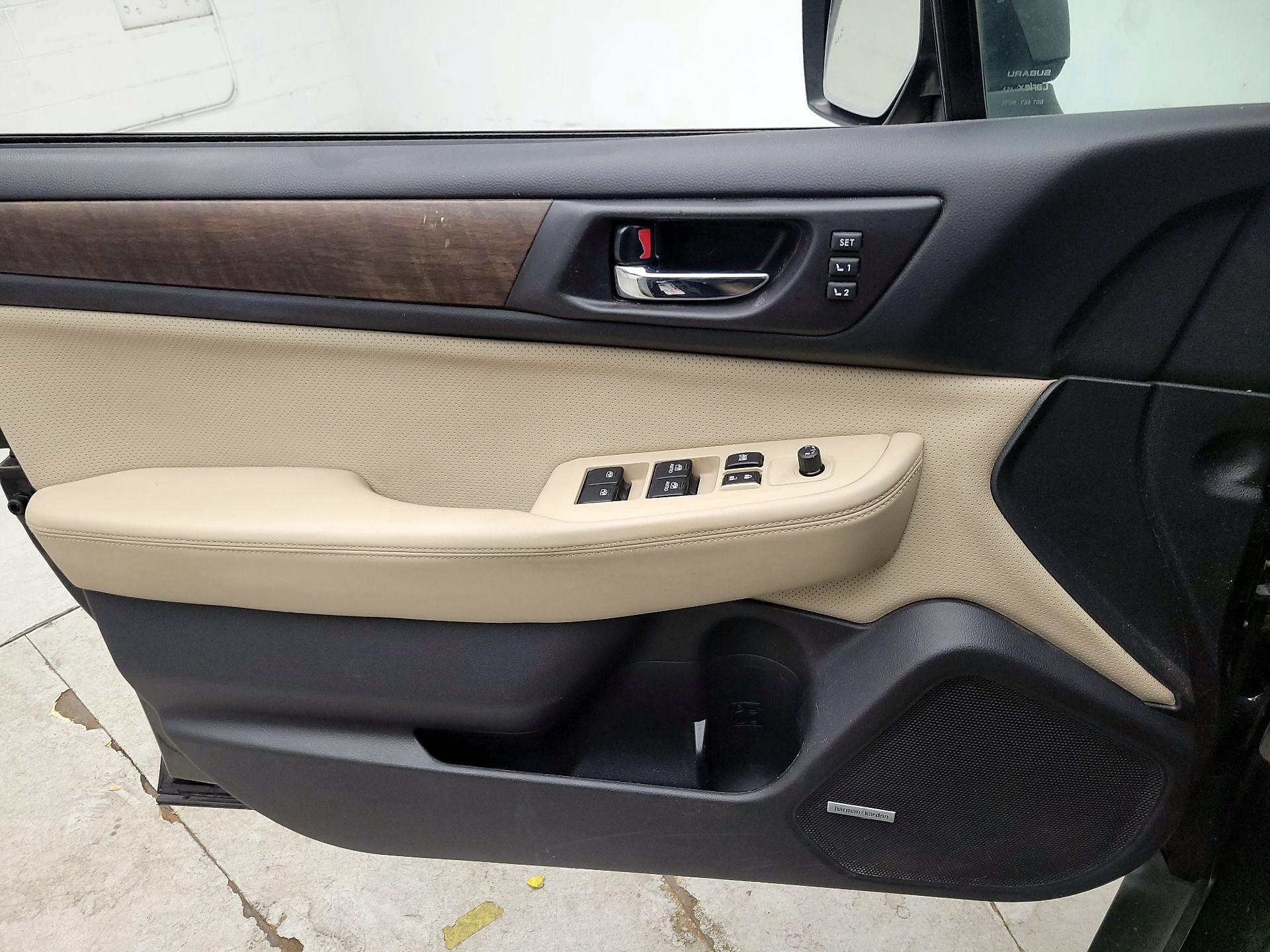 Thumbnail: 2015 Subaru Outback - 12