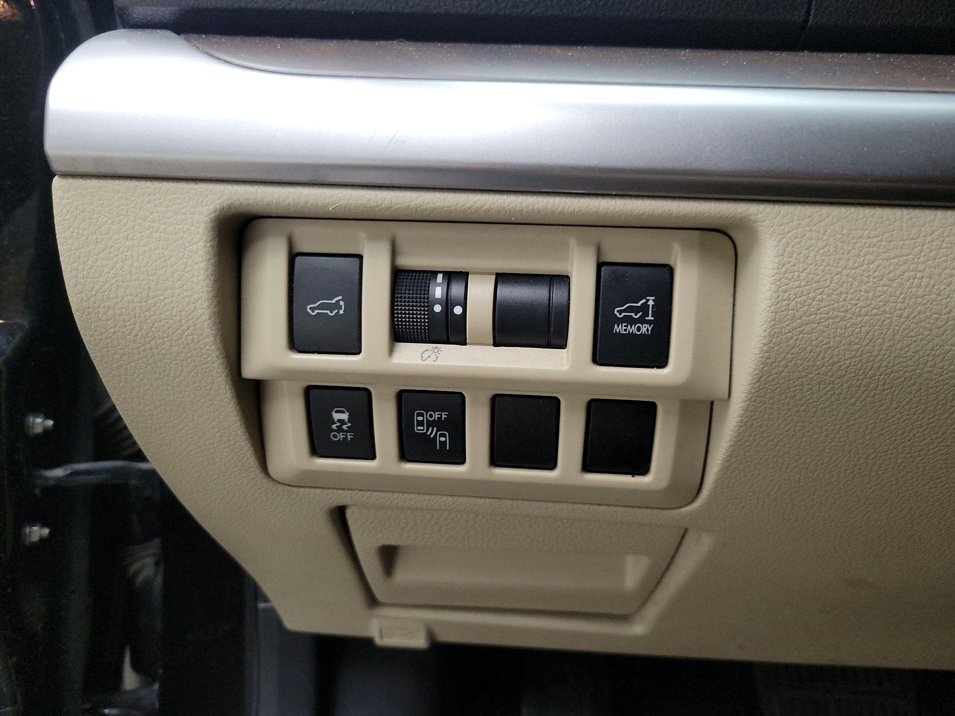 Thumbnail: 2015 Subaru Outback - 13